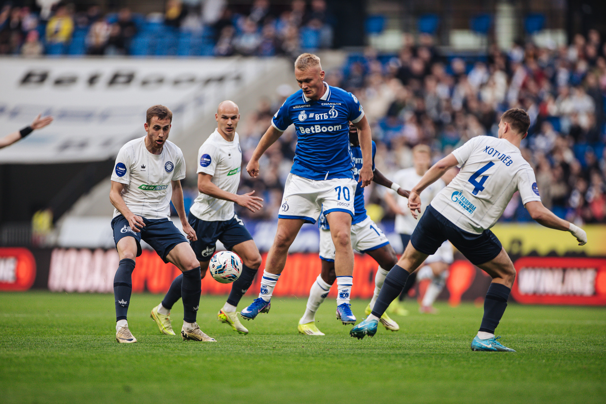 Фоторепортаж с домашнего матча против «Оренбурга»