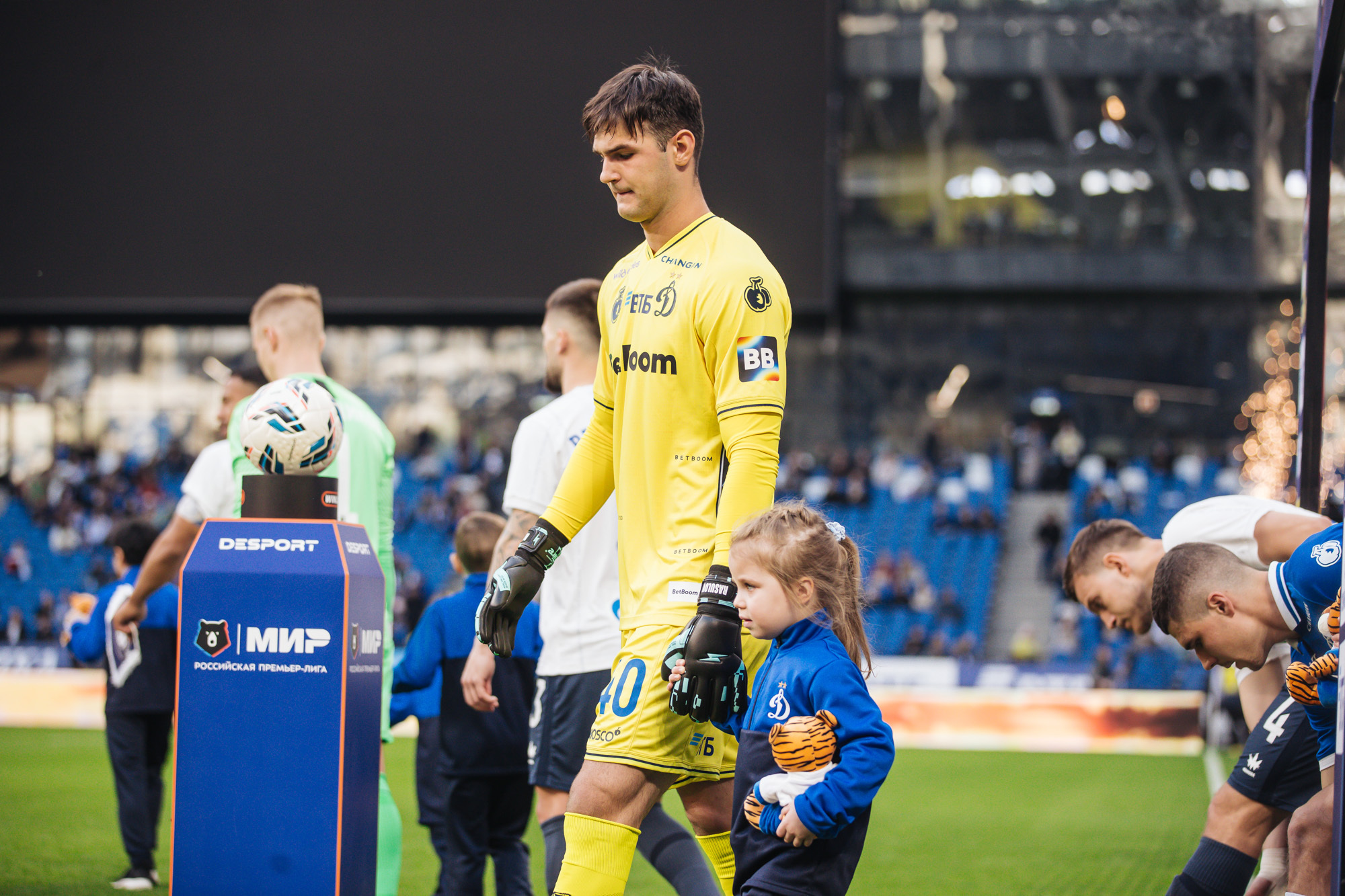 Фоторепортаж с домашнего матча против «Оренбурга»