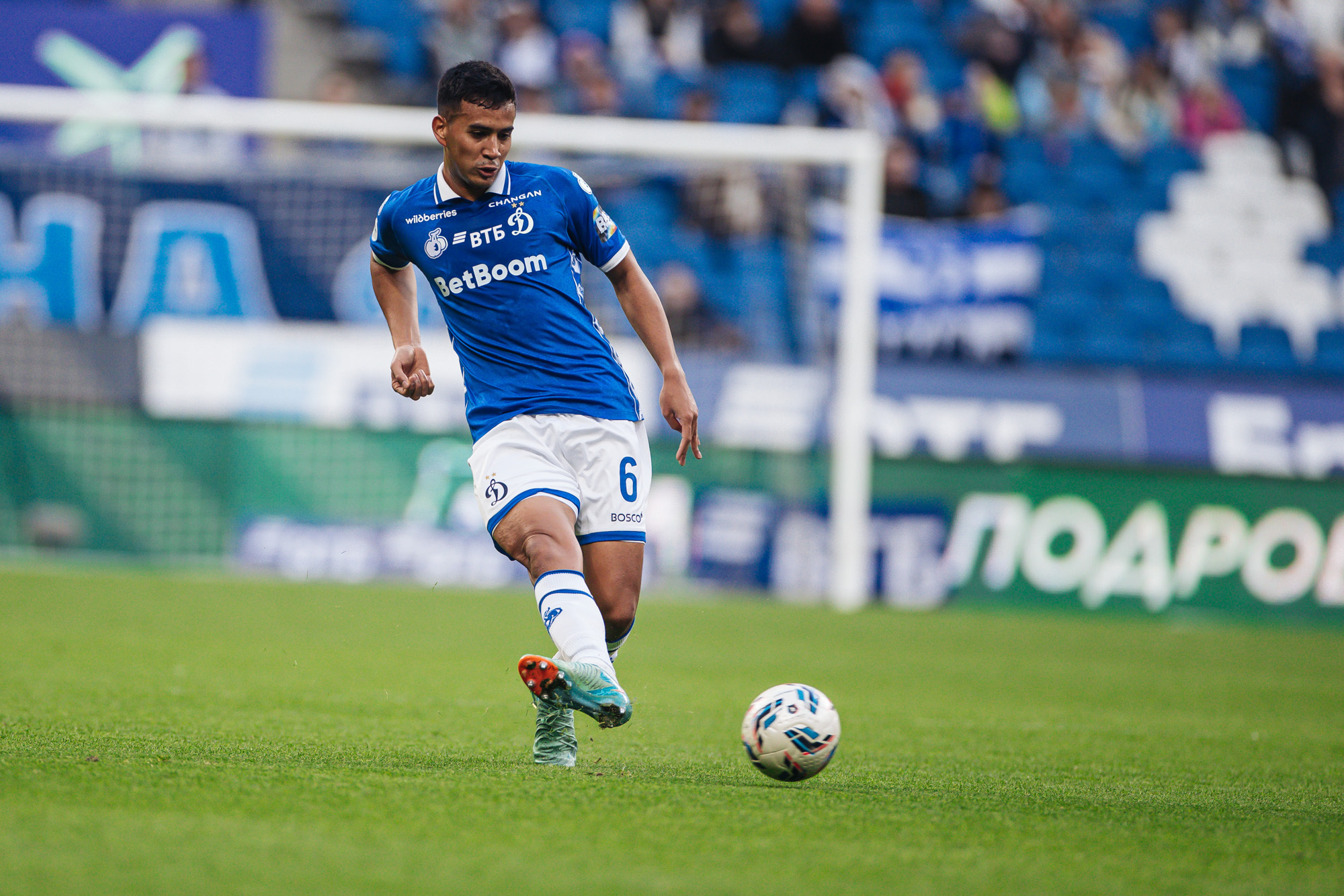 Фоторепортаж с домашнего матча против «Оренбурга»