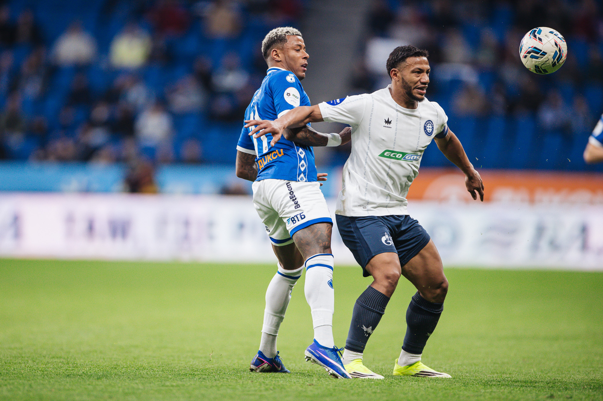 Фоторепортаж с домашнего матча против «Оренбурга»