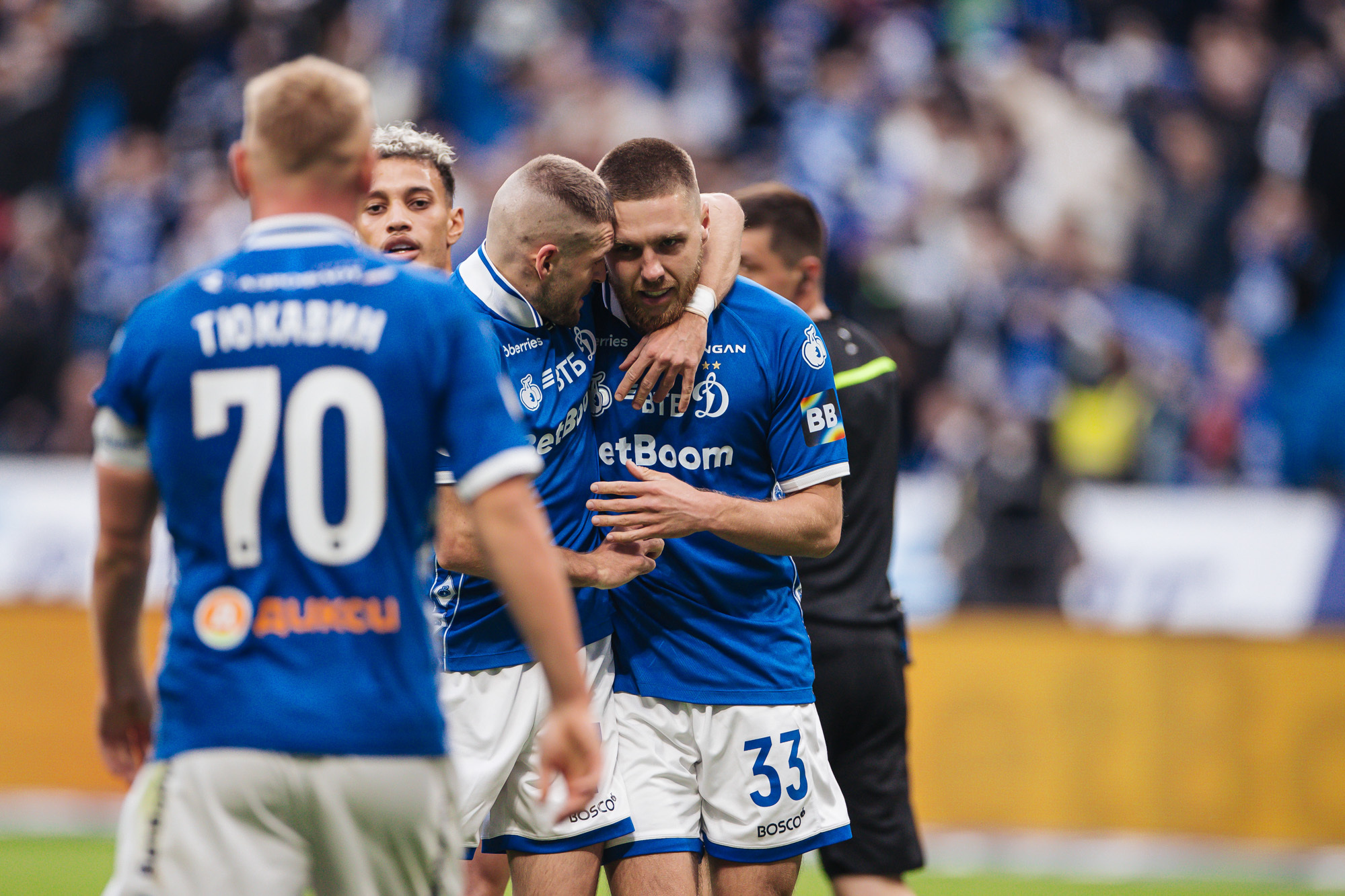 Фоторепортаж с домашнего матча против «Оренбурга»