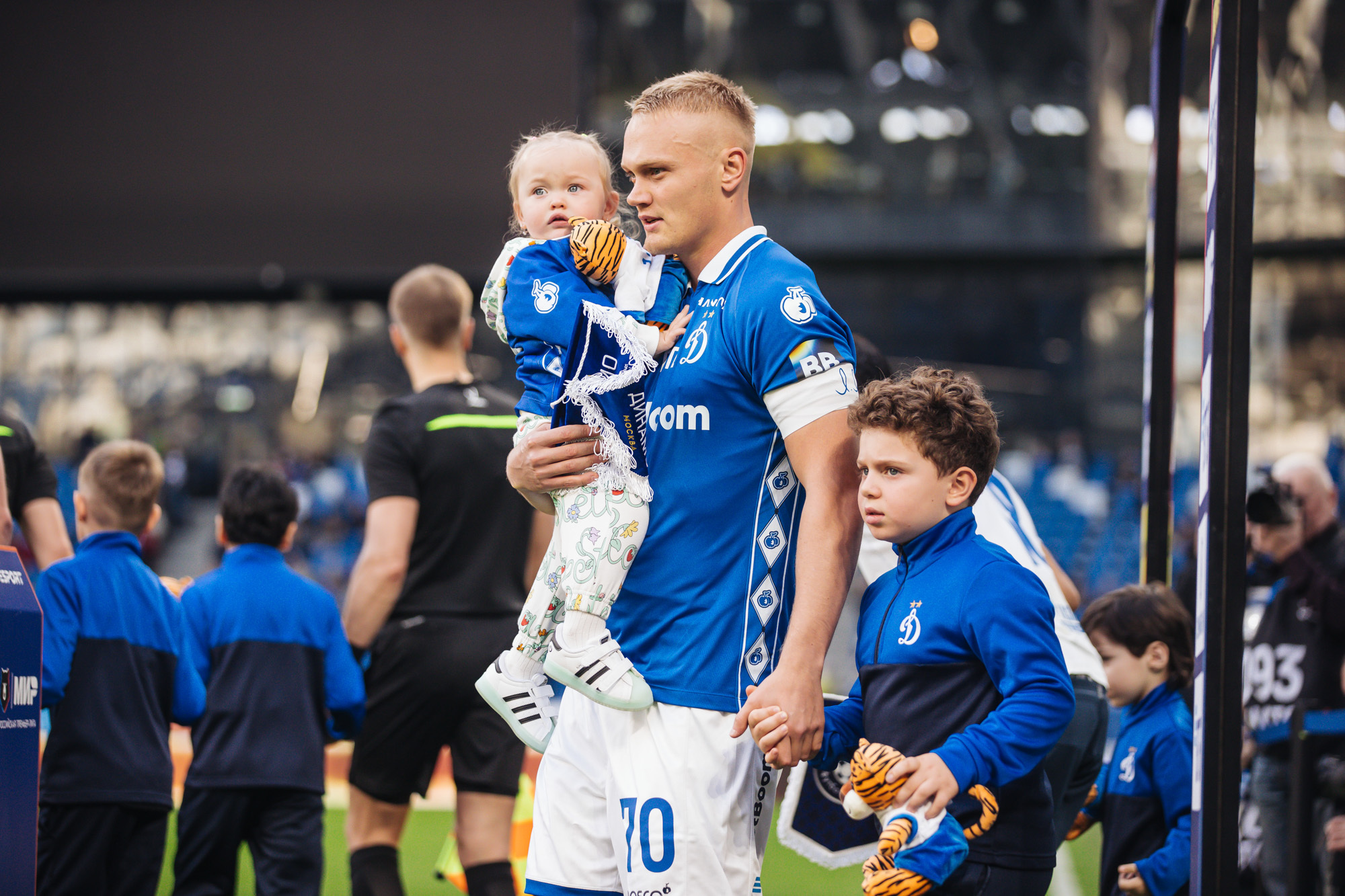 Фоторепортаж с домашнего матча против «Оренбурга»