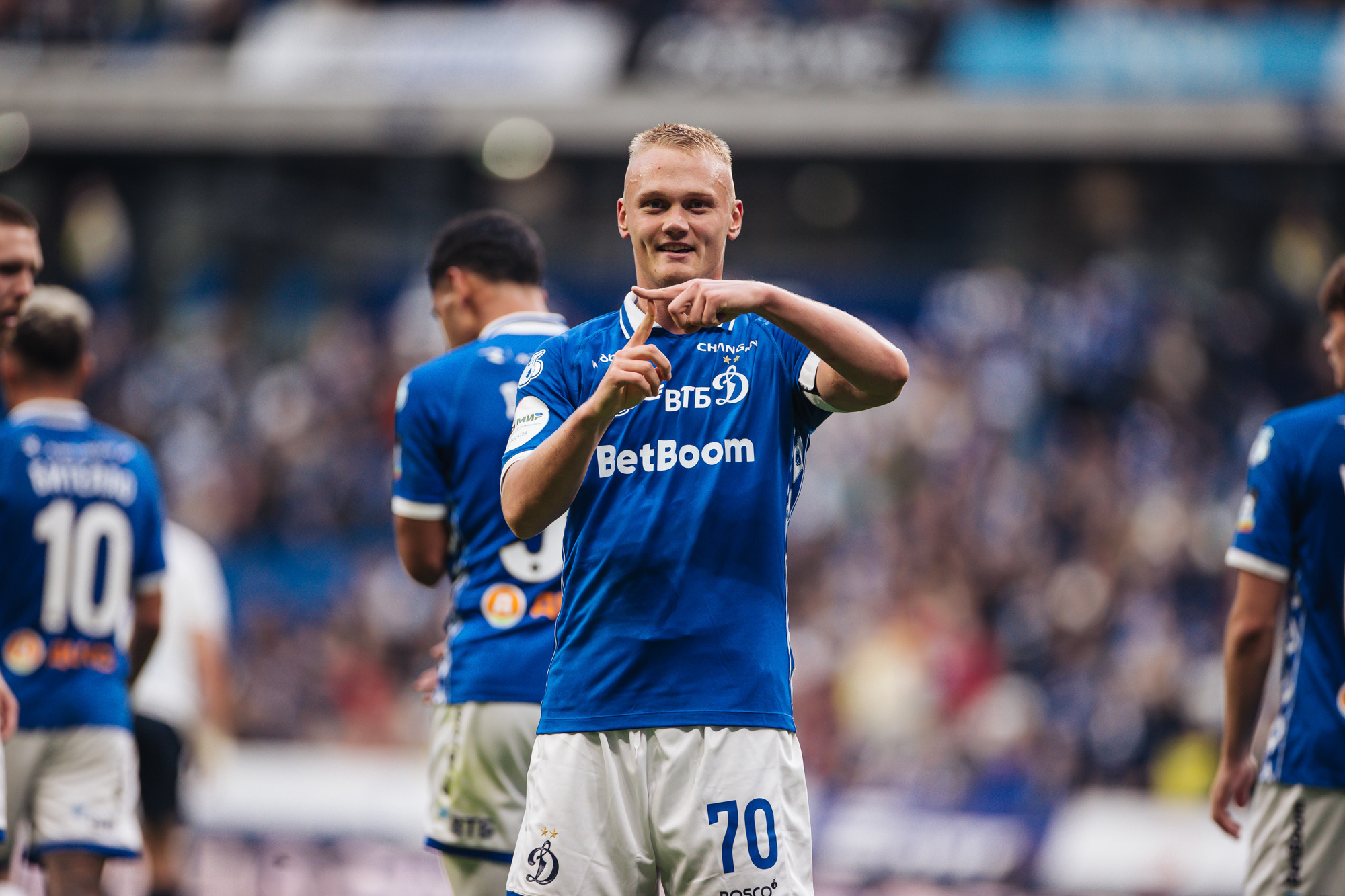 Фоторепортаж с домашнего матча против «Оренбурга»