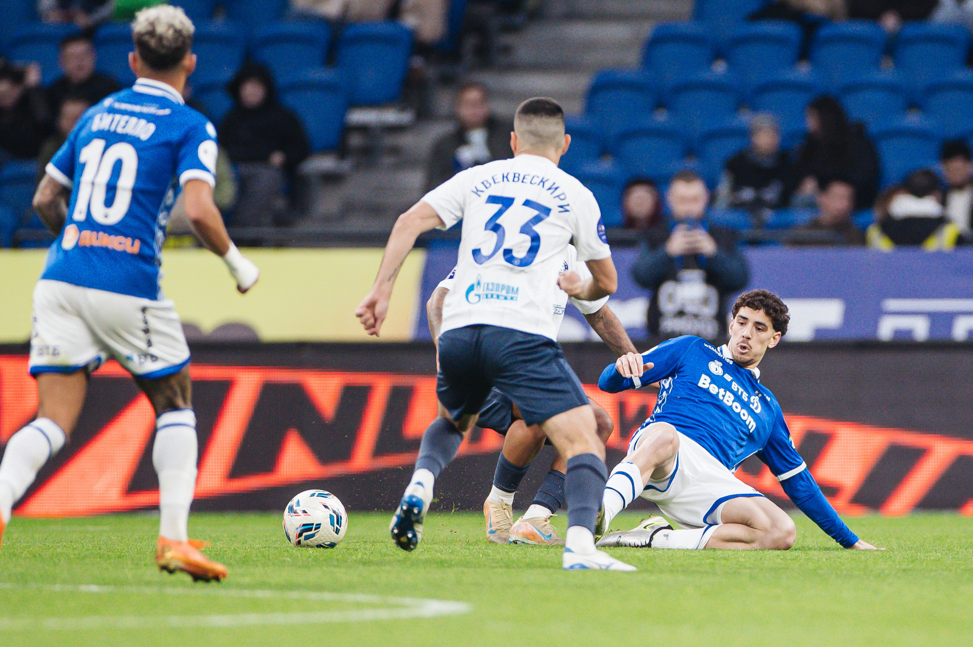 Фоторепортаж с домашнего матча против «Оренбурга»