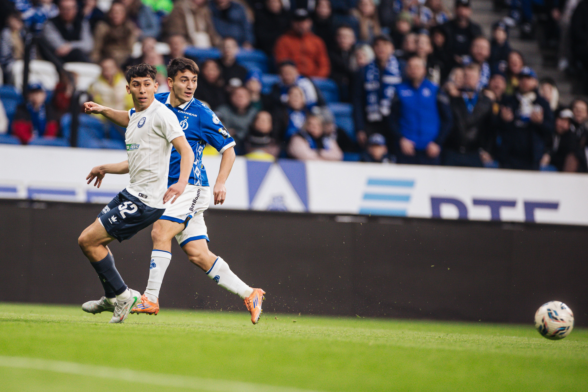 Фоторепортаж с домашнего матча против «Оренбурга»