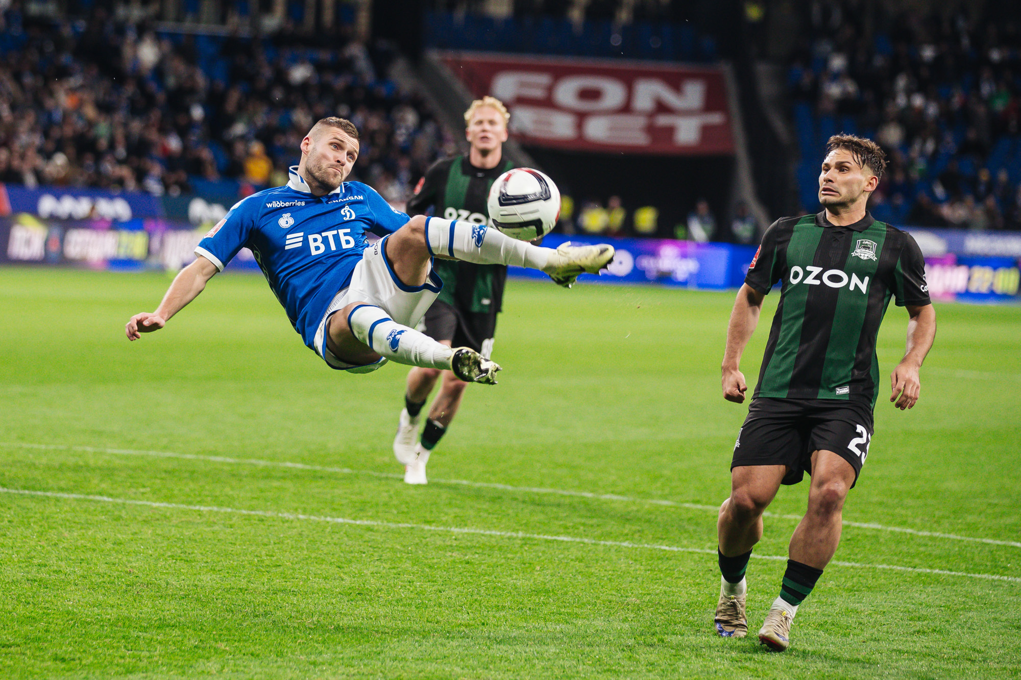 Фоторепортаж с домашнего кубкового матча против «Краснодара»