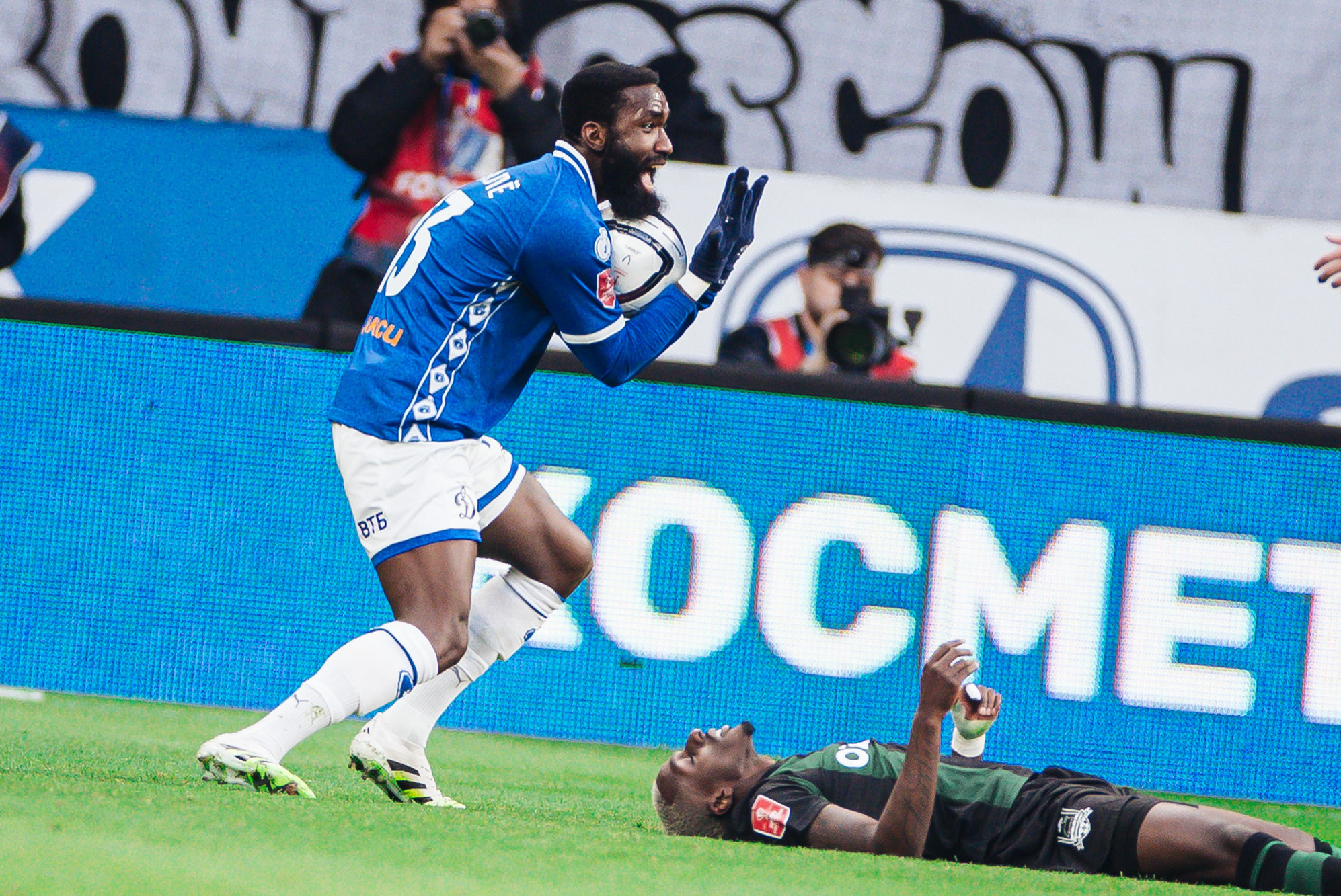 Фоторепортаж с домашнего кубкового матча против «Краснодара»