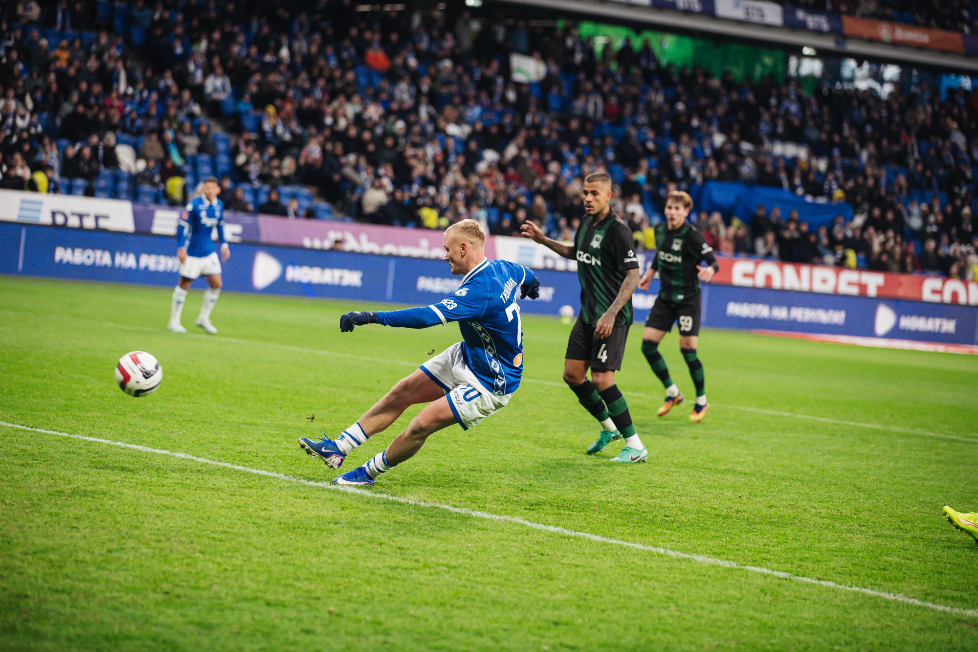 Фоторепортаж с домашнего кубкового матча против «Краснодара»