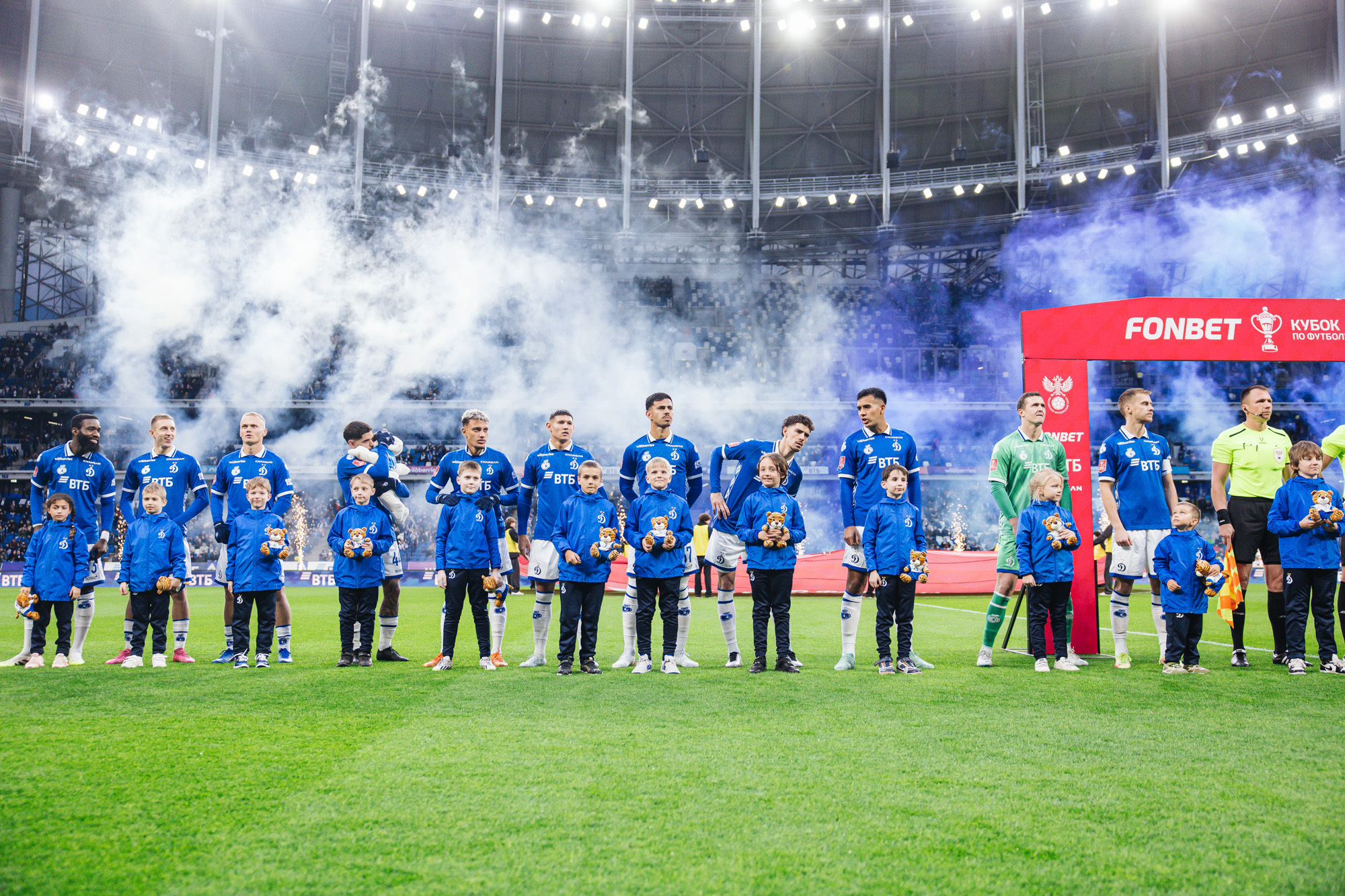 Фоторепортаж с домашнего кубкового матча против «Краснодара»