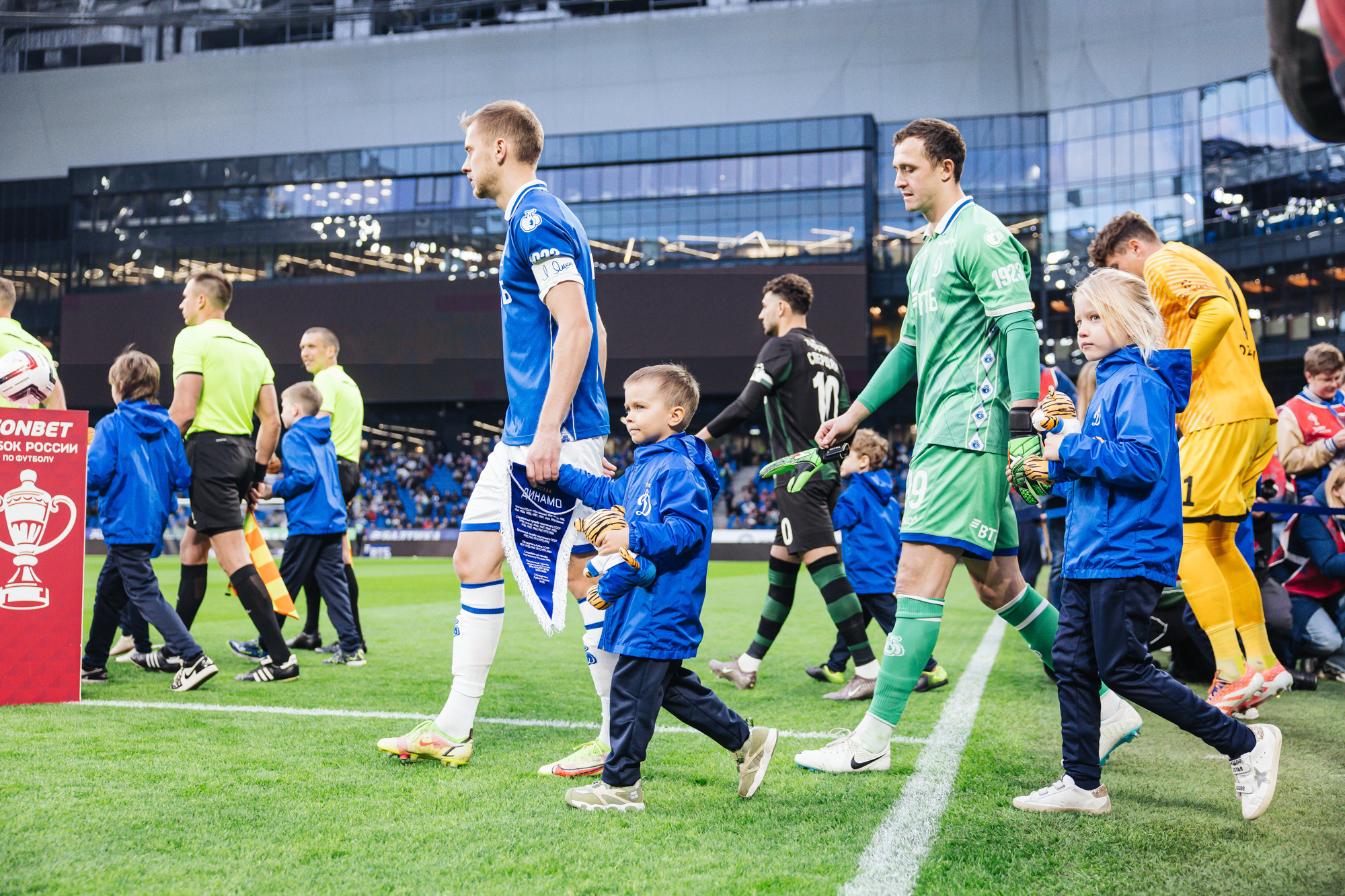 Фоторепортаж с домашнего кубкового матча против «Краснодара»