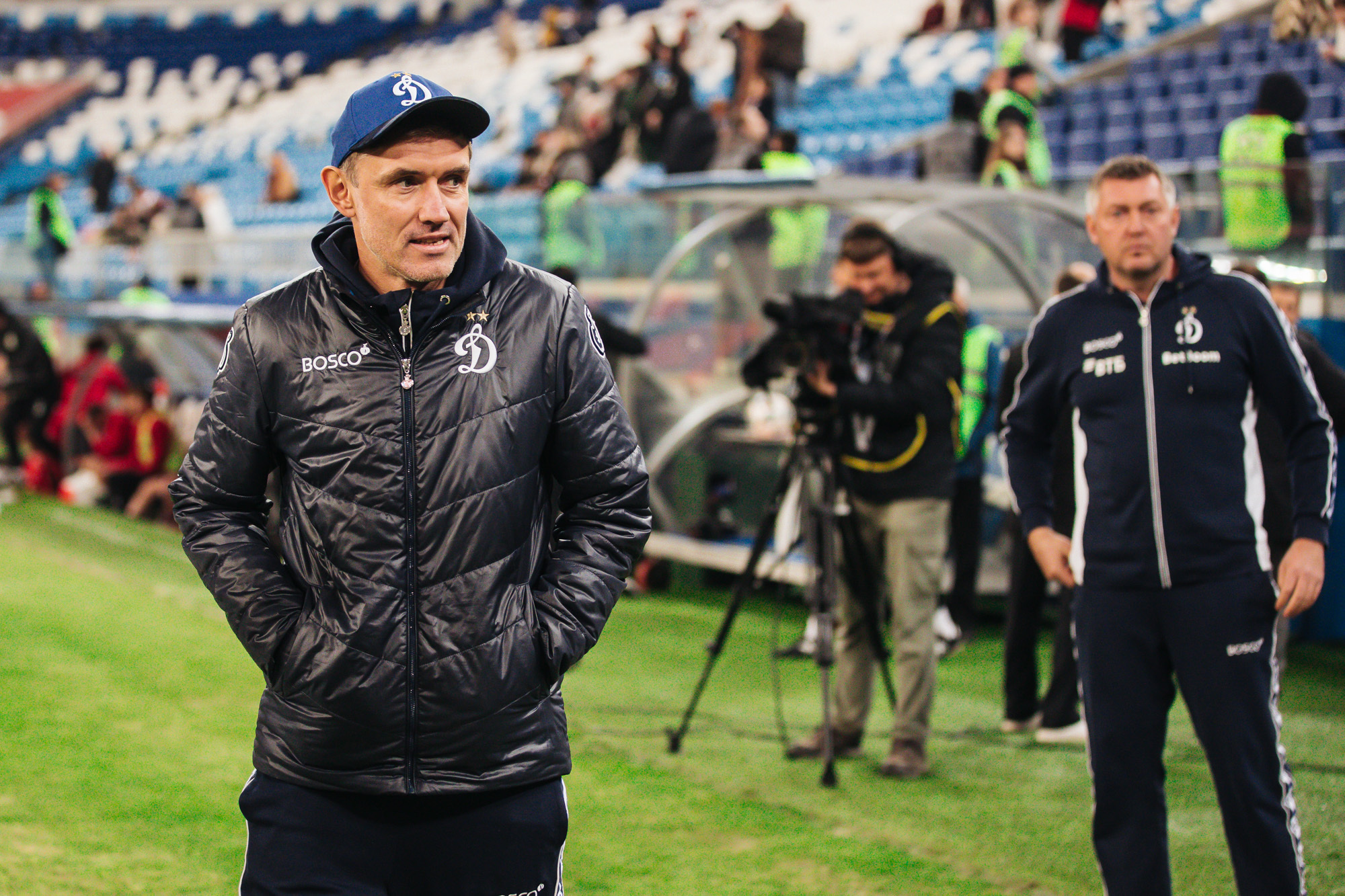 Reportaje fotográfico del partido fuera de casa contra Akron