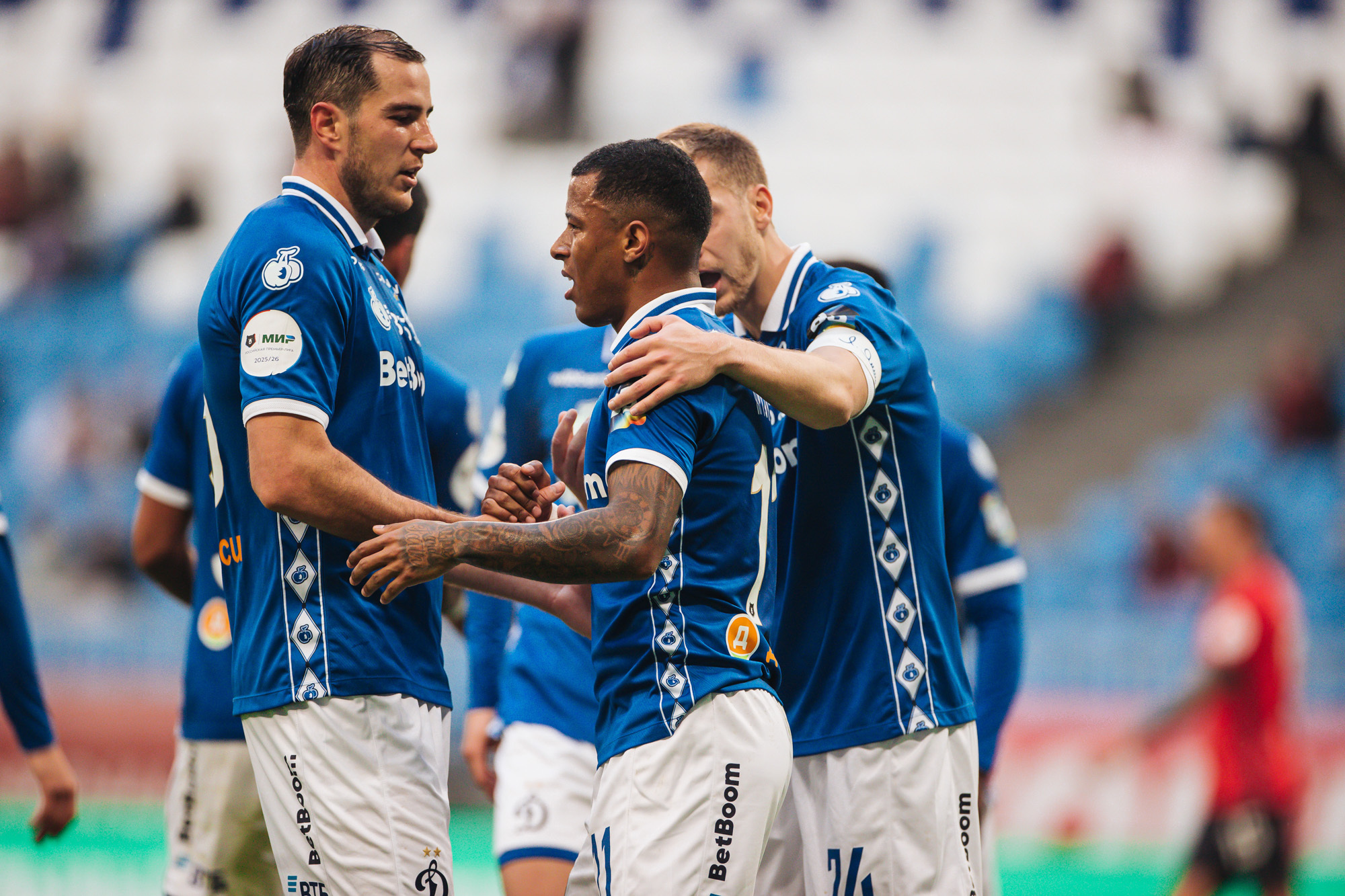 Reportaje fotográfico del partido fuera de casa contra Akron