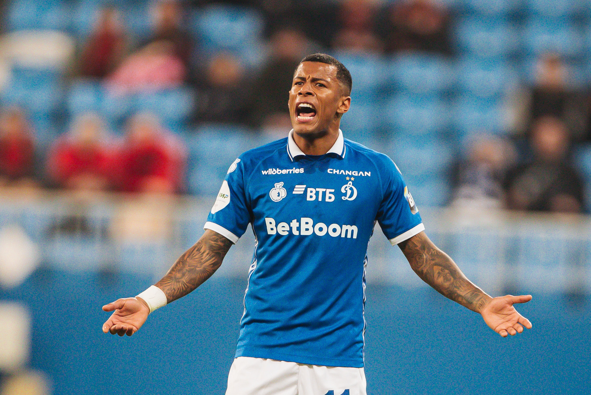 Reportaje fotográfico del partido fuera de casa contra Akron