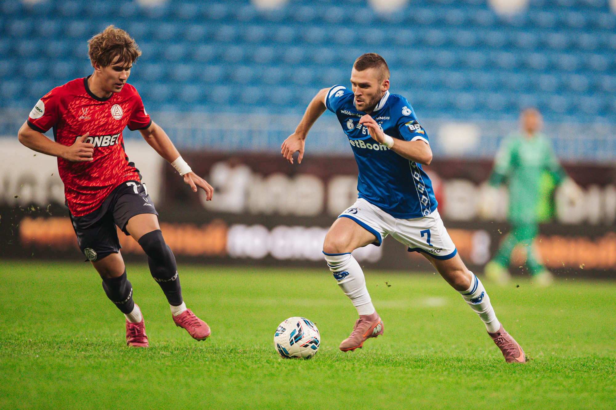 Reportaje fotográfico del partido fuera de casa contra Akron