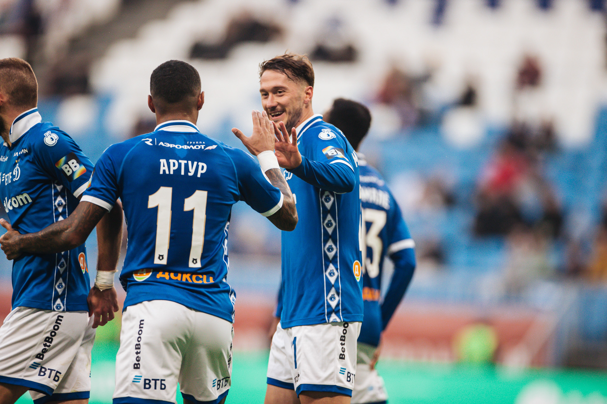 Reportaje fotográfico del partido fuera de casa contra Akron