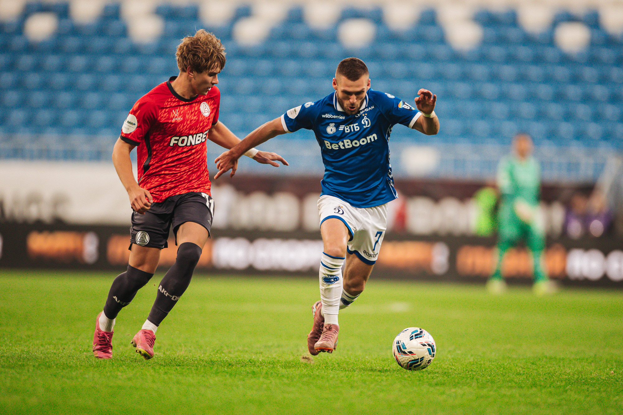 Reportaje fotográfico del partido fuera de casa contra Akron