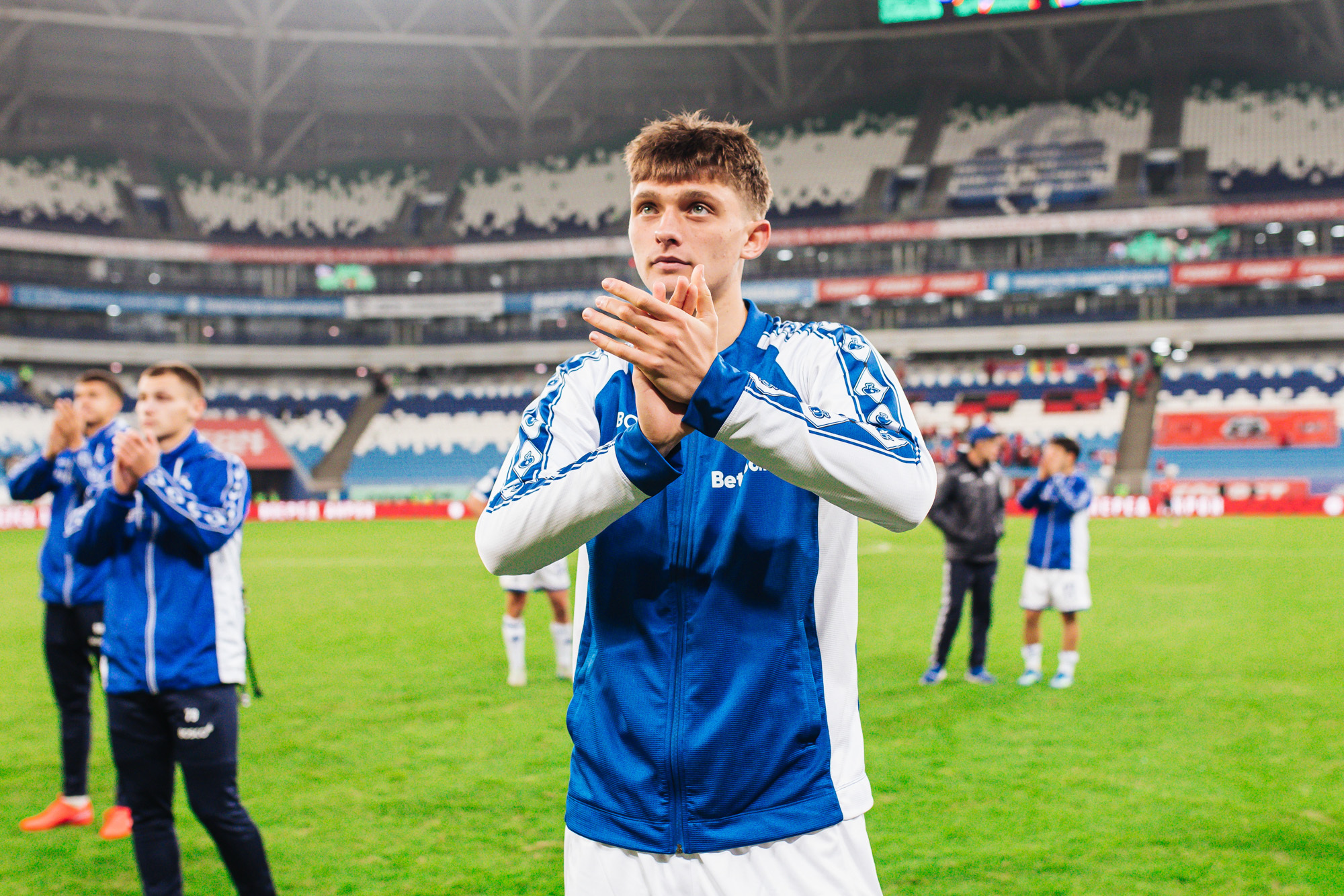 Reportaje fotográfico del partido fuera de casa contra Akron