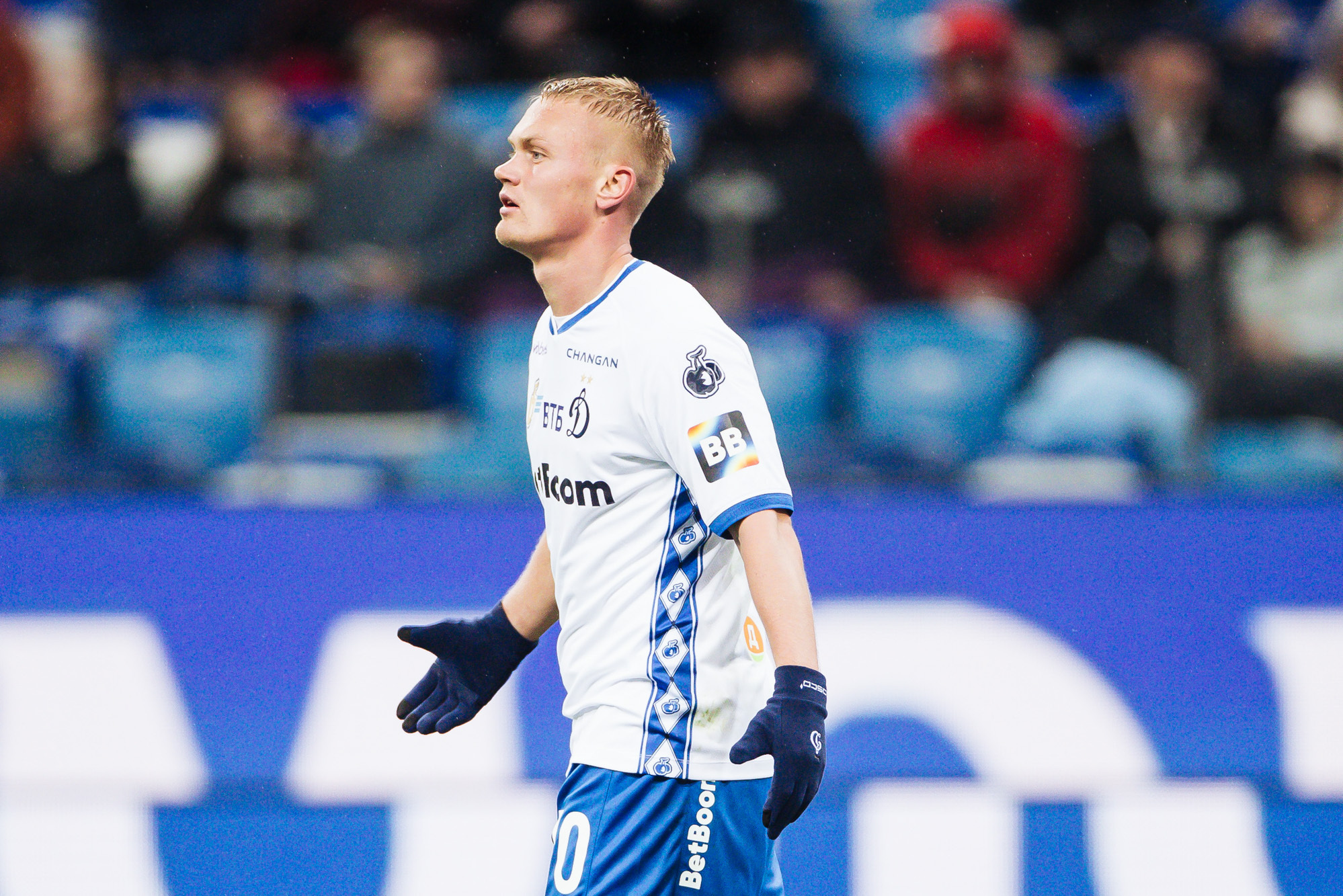 Фоторепортаж с выездного матча против «Пари НН»