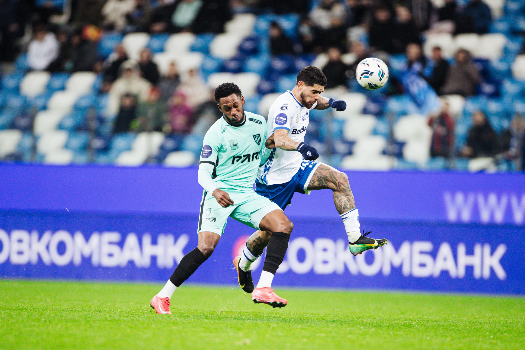 Фоторепортаж с выездного матча против «Пари НН»