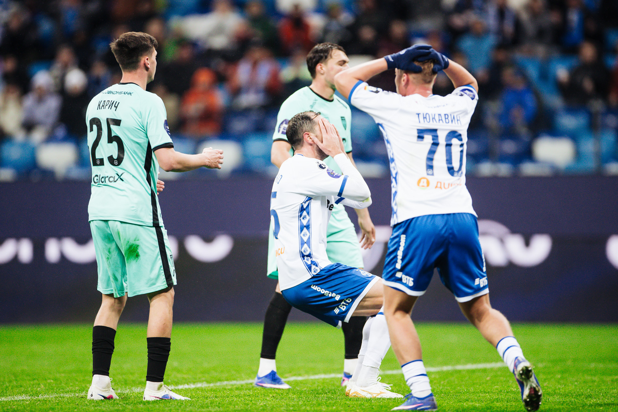 Фоторепортаж с выездного матча против «Пари НН»