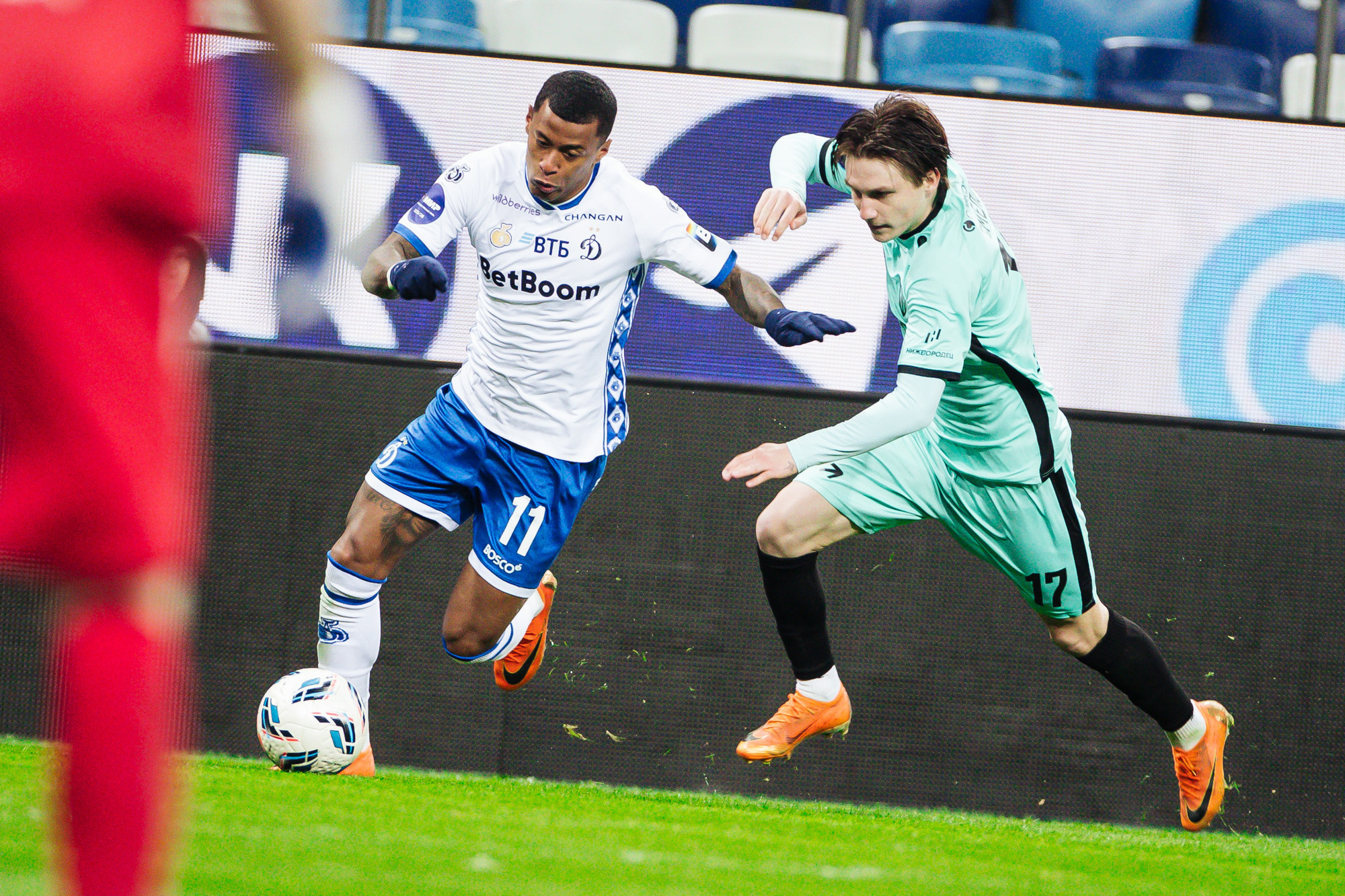 Фоторепортаж с выездного матча против «Пари НН»