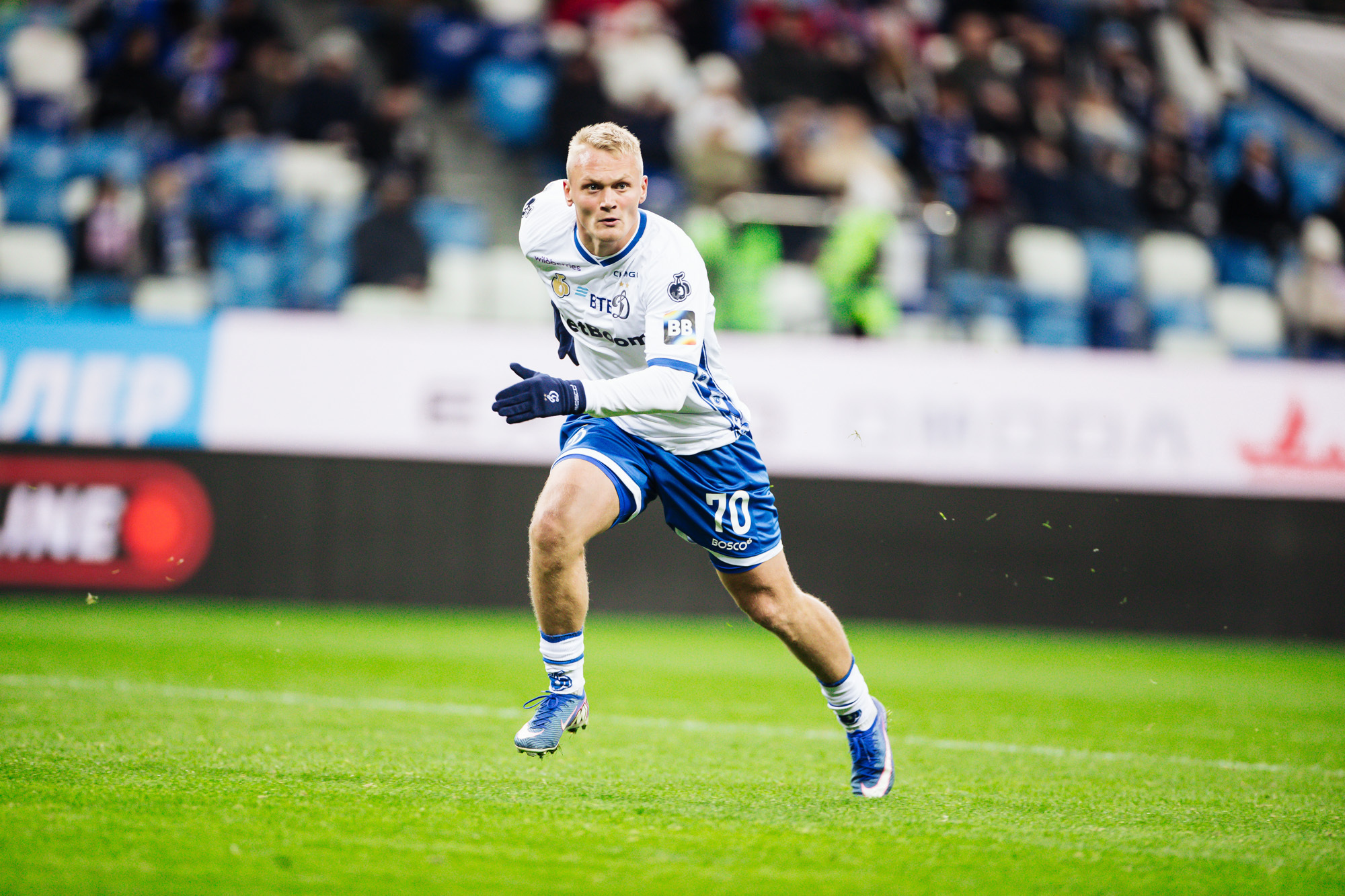 Фоторепортаж с выездного матча против «Пари НН»