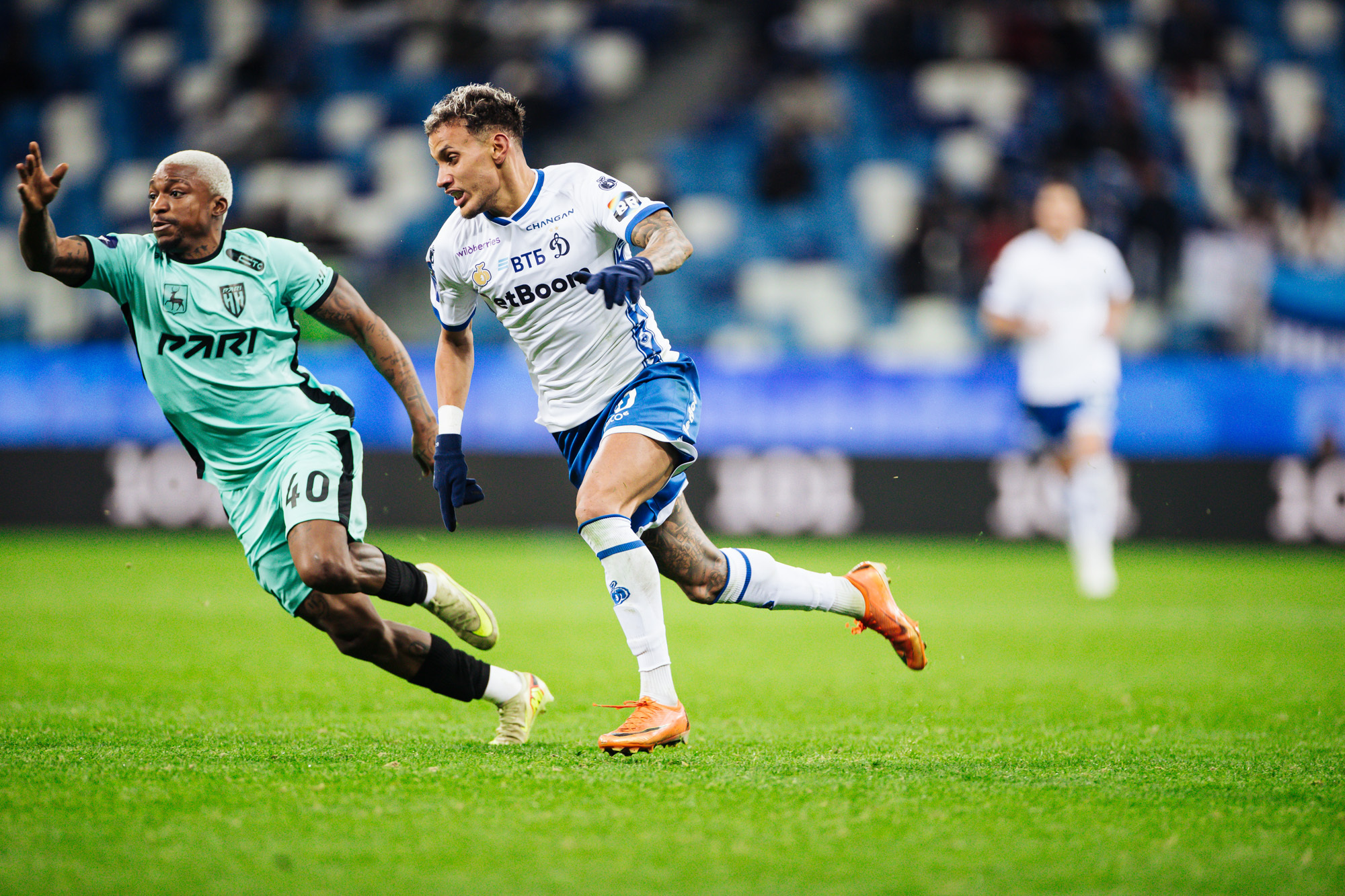 Фоторепортаж с выездного матча против «Пари НН»