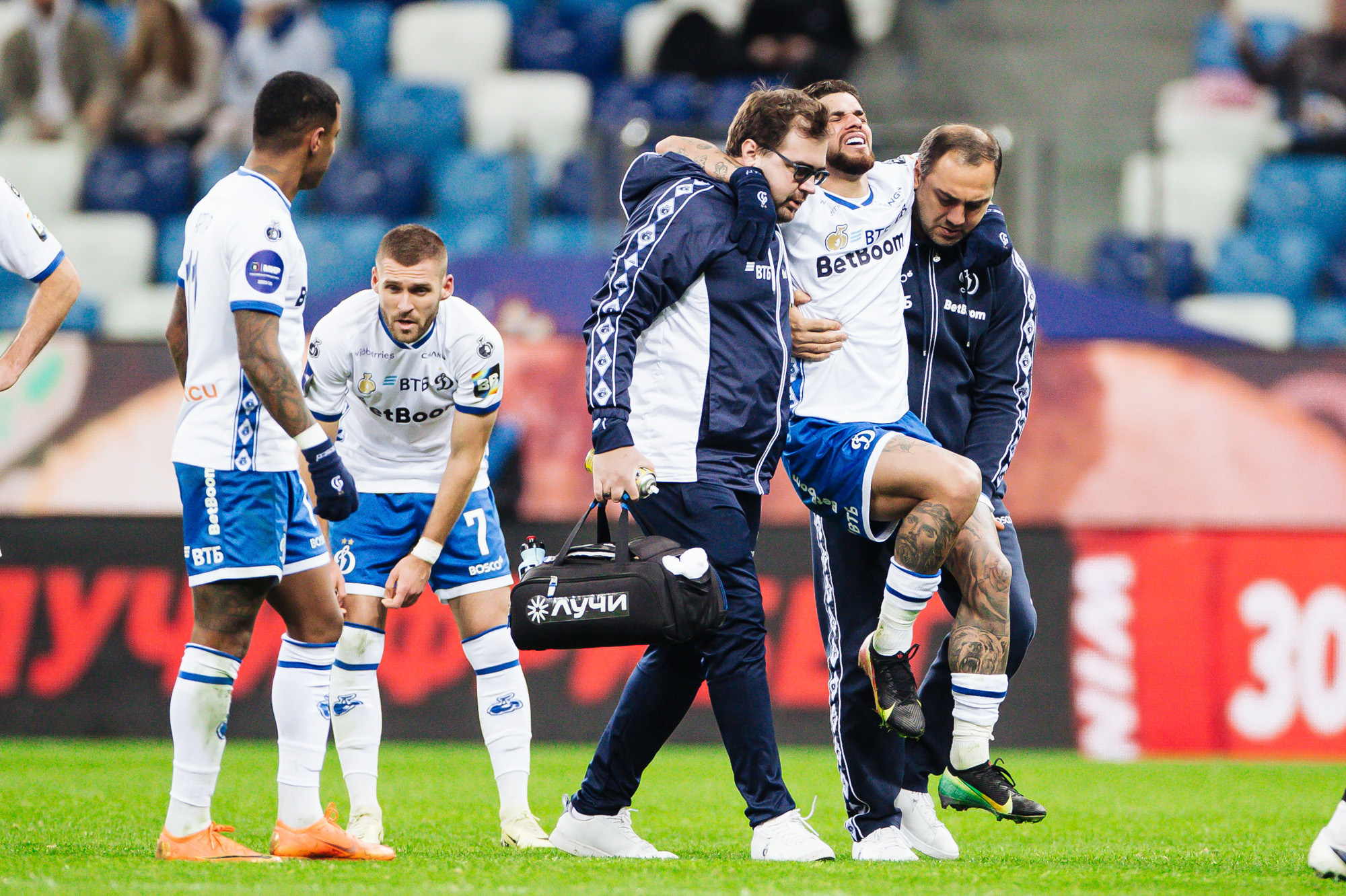 Фоторепортаж с выездного матча против «Пари НН»