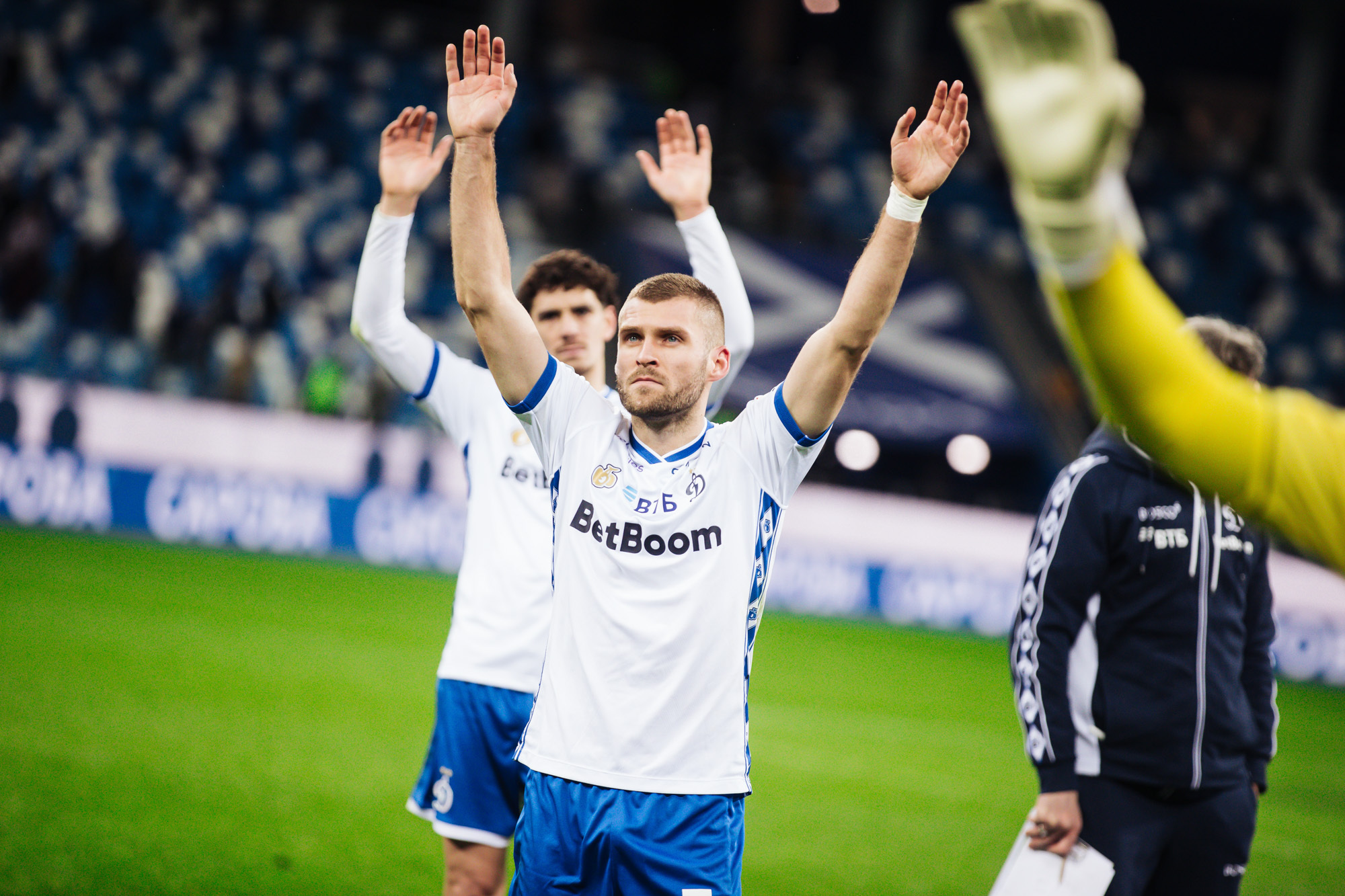 Фоторепортаж с выездного матча против «Пари НН»