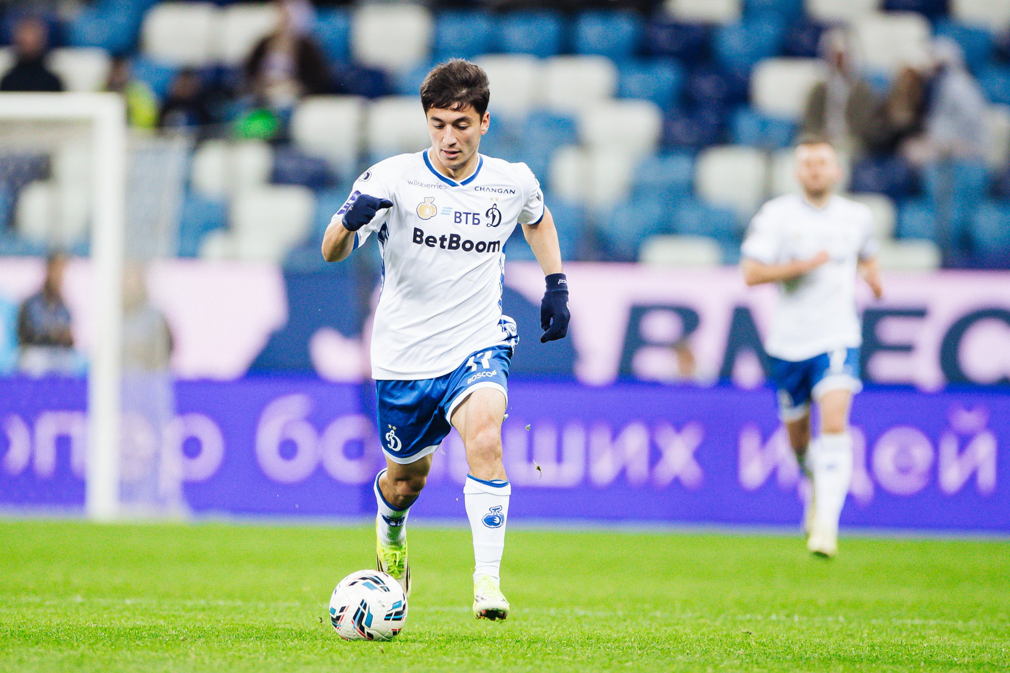 Фоторепортаж с выездного матча против «Пари НН»