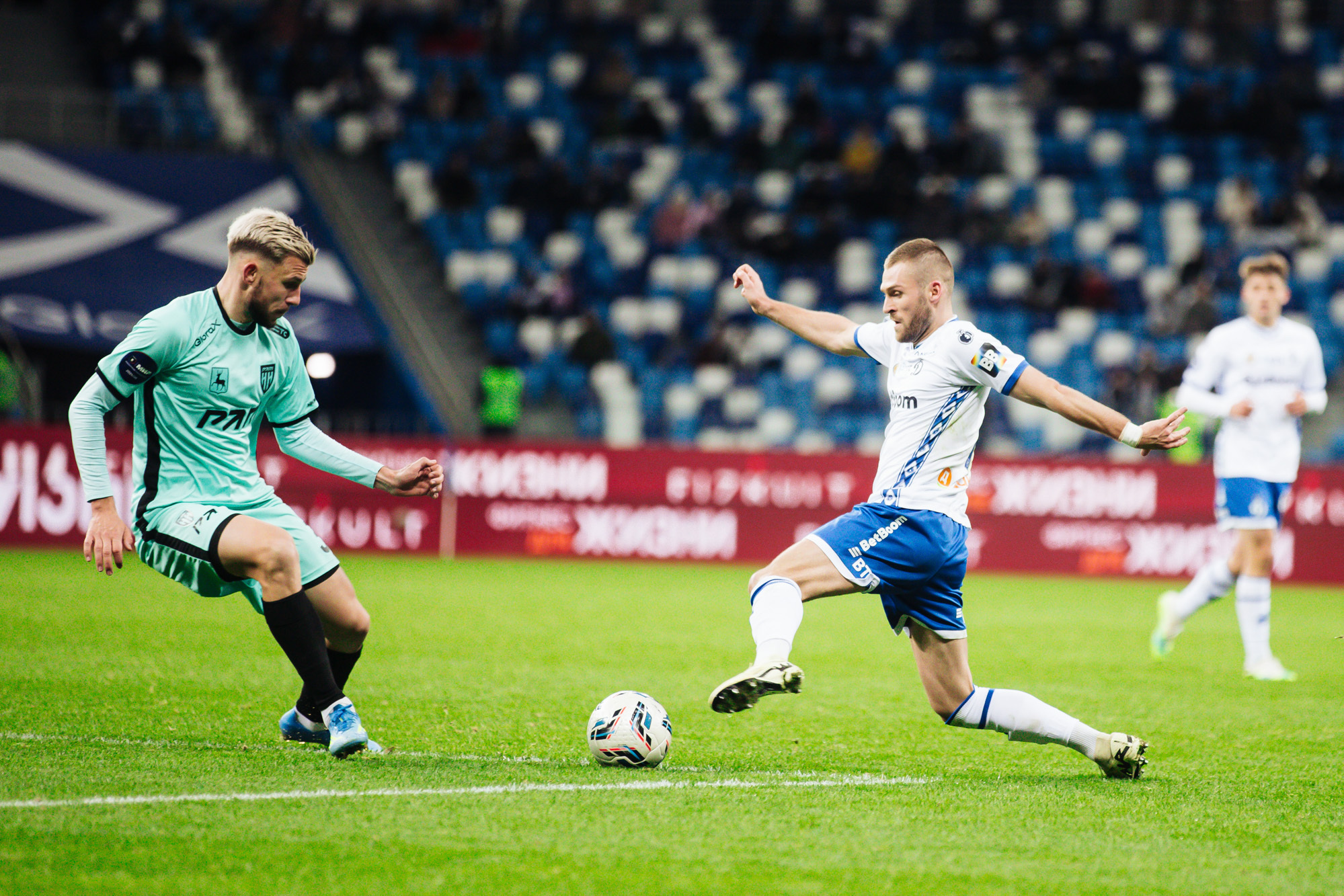 Фоторепортаж с выездного матча против «Пари НН»