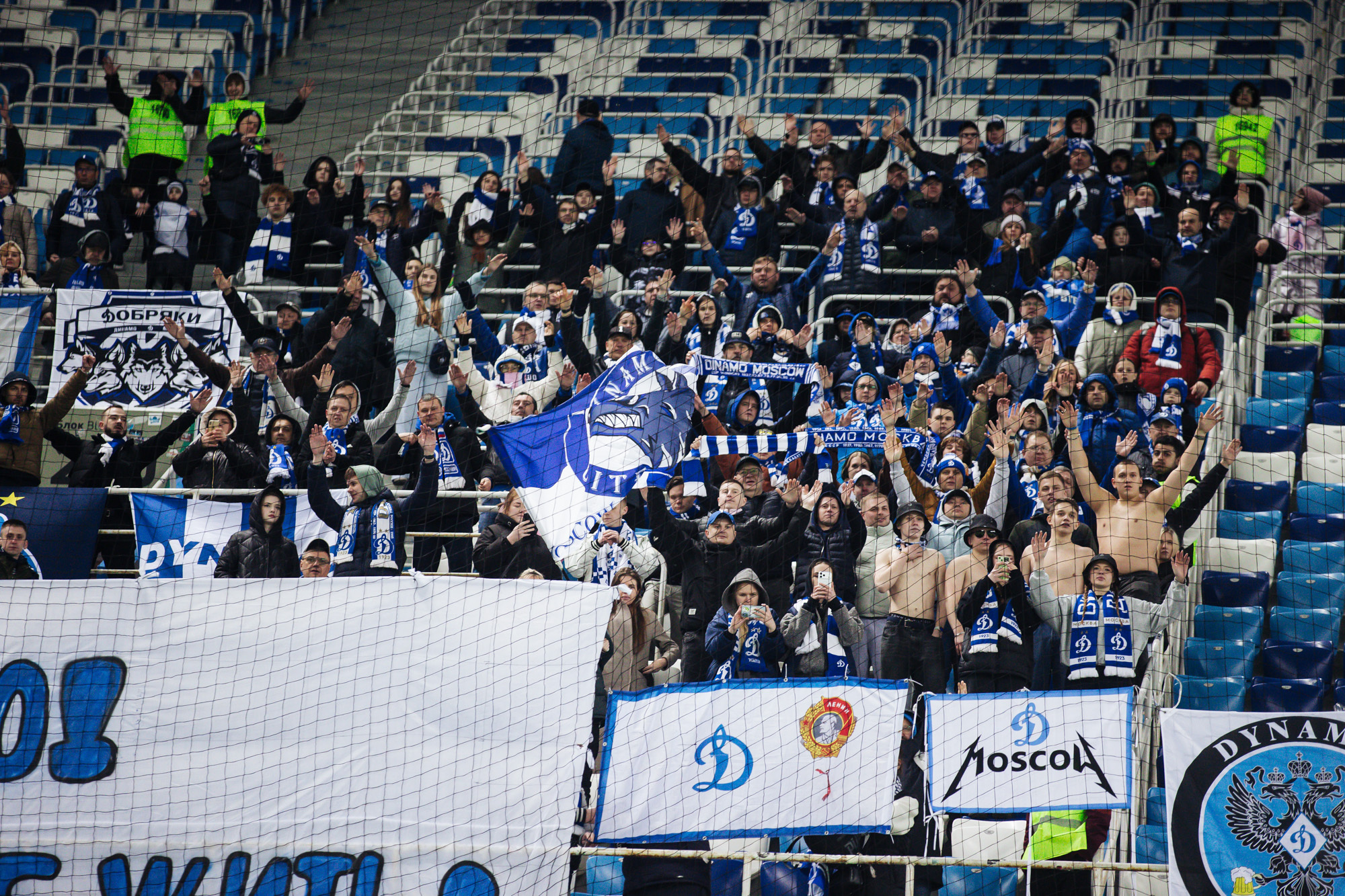 Фоторепортаж с выездного матча против «Пари НН»