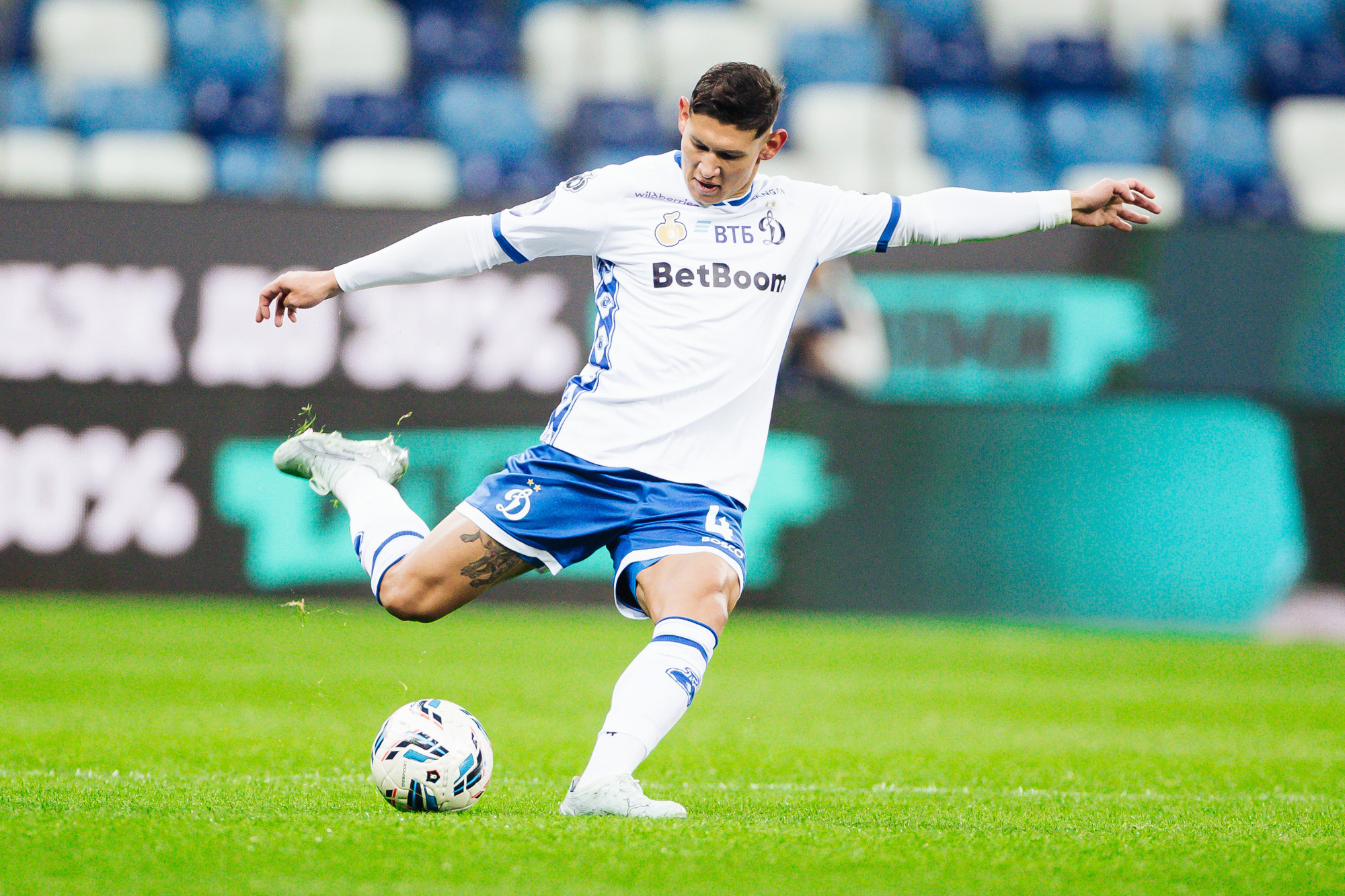 Фоторепортаж с выездного матча против «Пари НН»