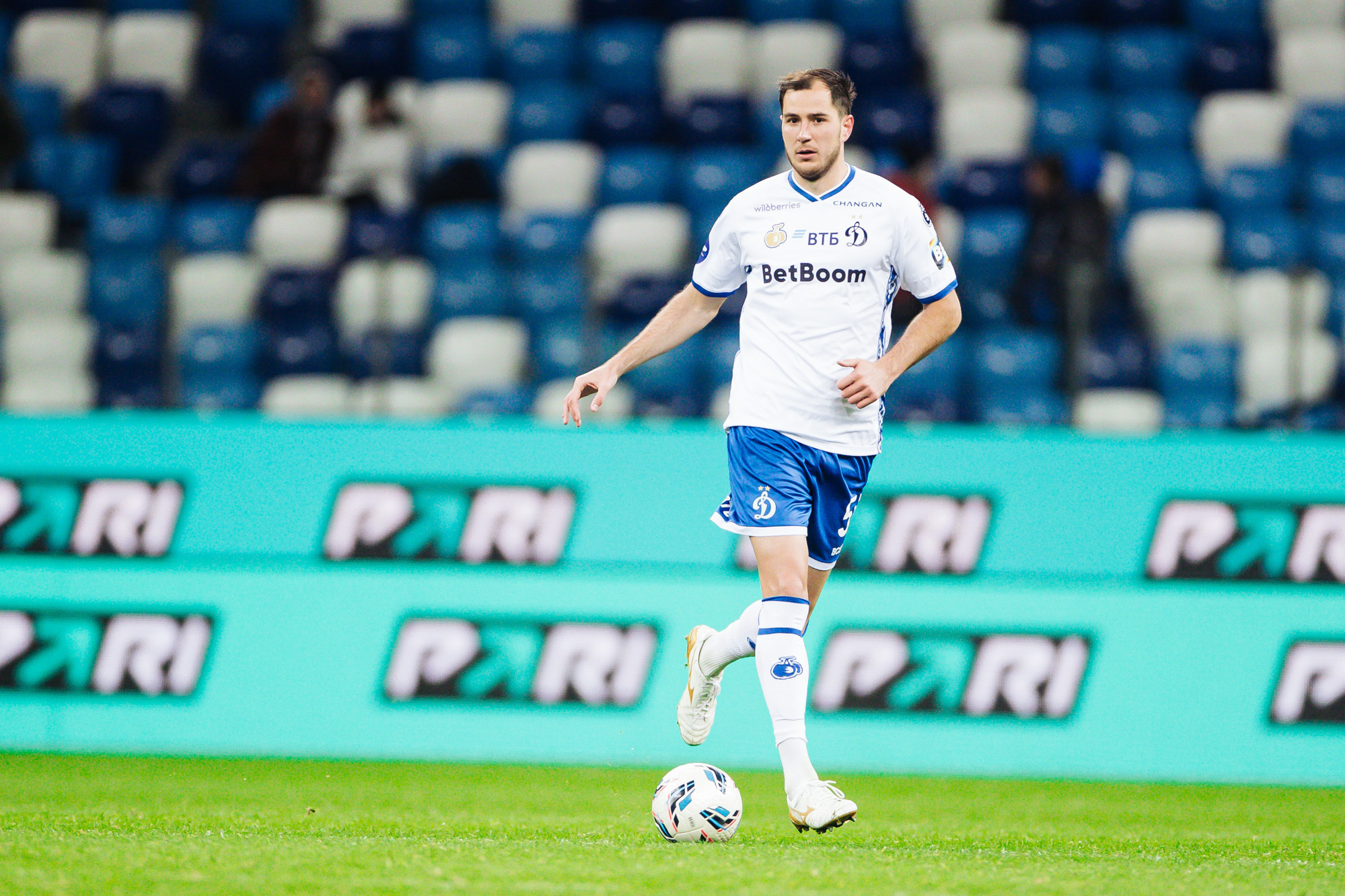 Фоторепортаж с выездного матча против «Пари НН»