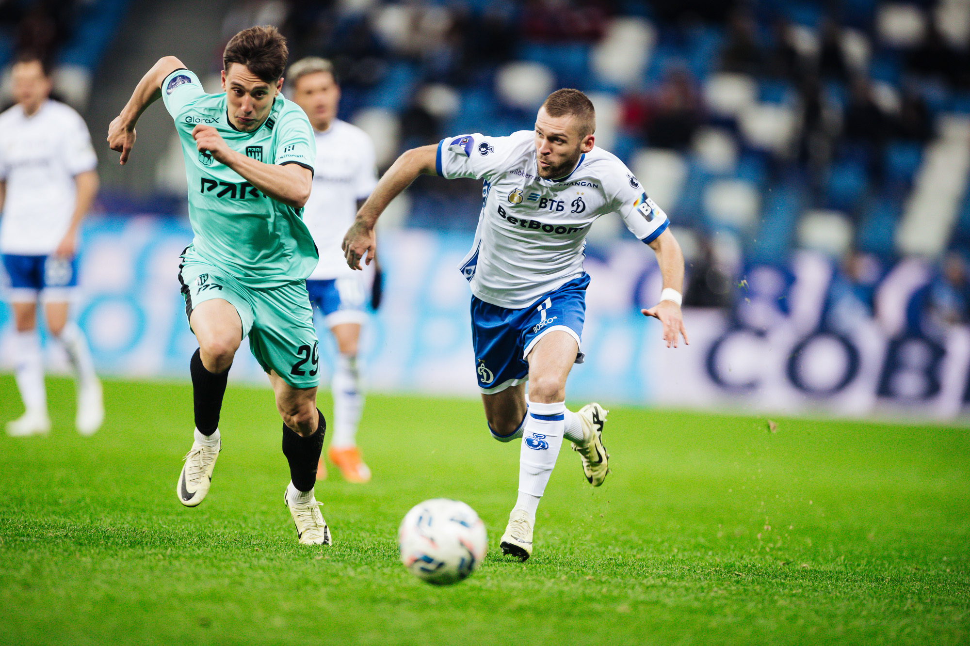 Фоторепортаж с выездного матча против «Пари НН»