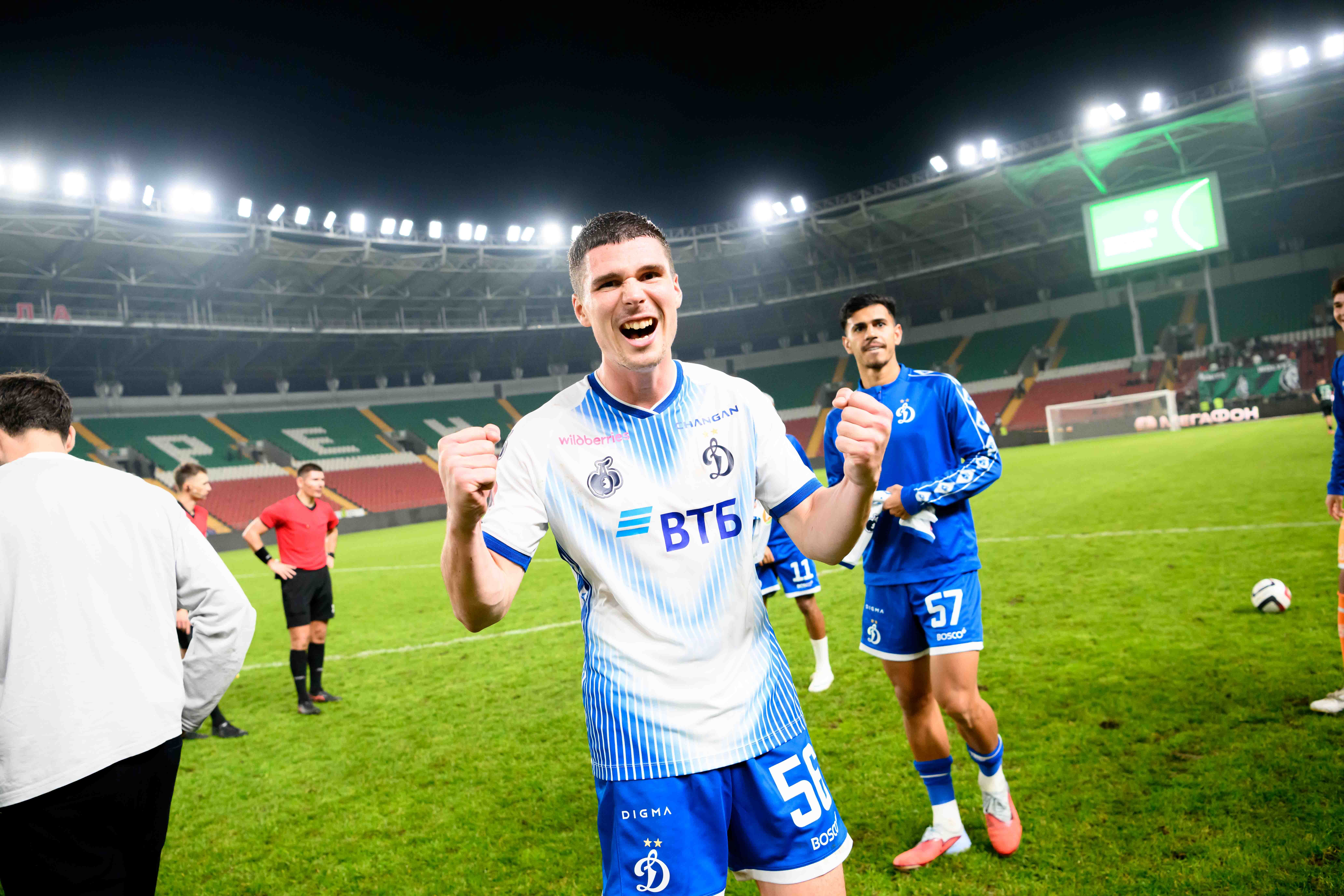 Photo report from the away cup match against Akhmat