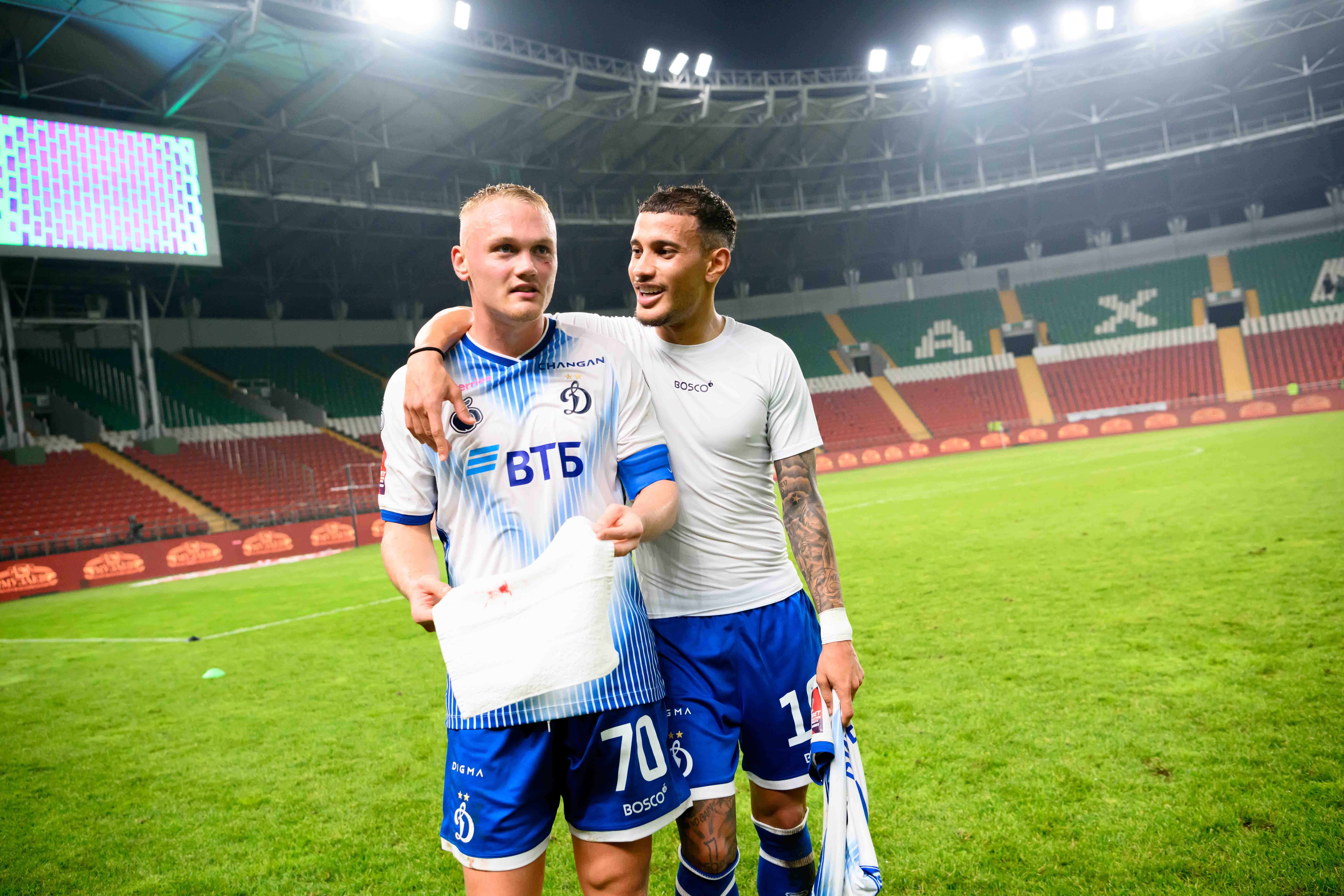 Photo report from the away cup match against Akhmat