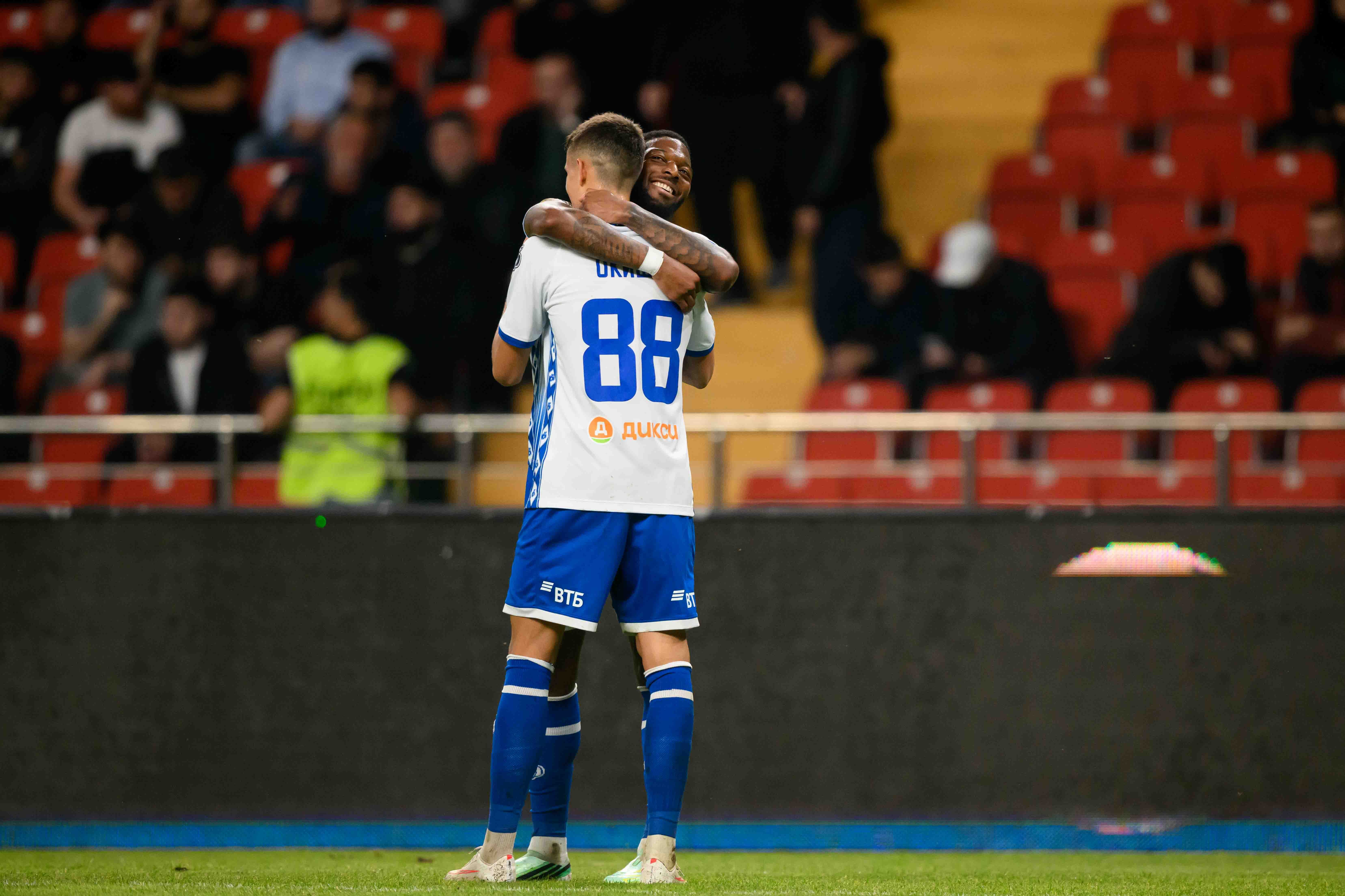 Photo report from the away cup match against Akhmat