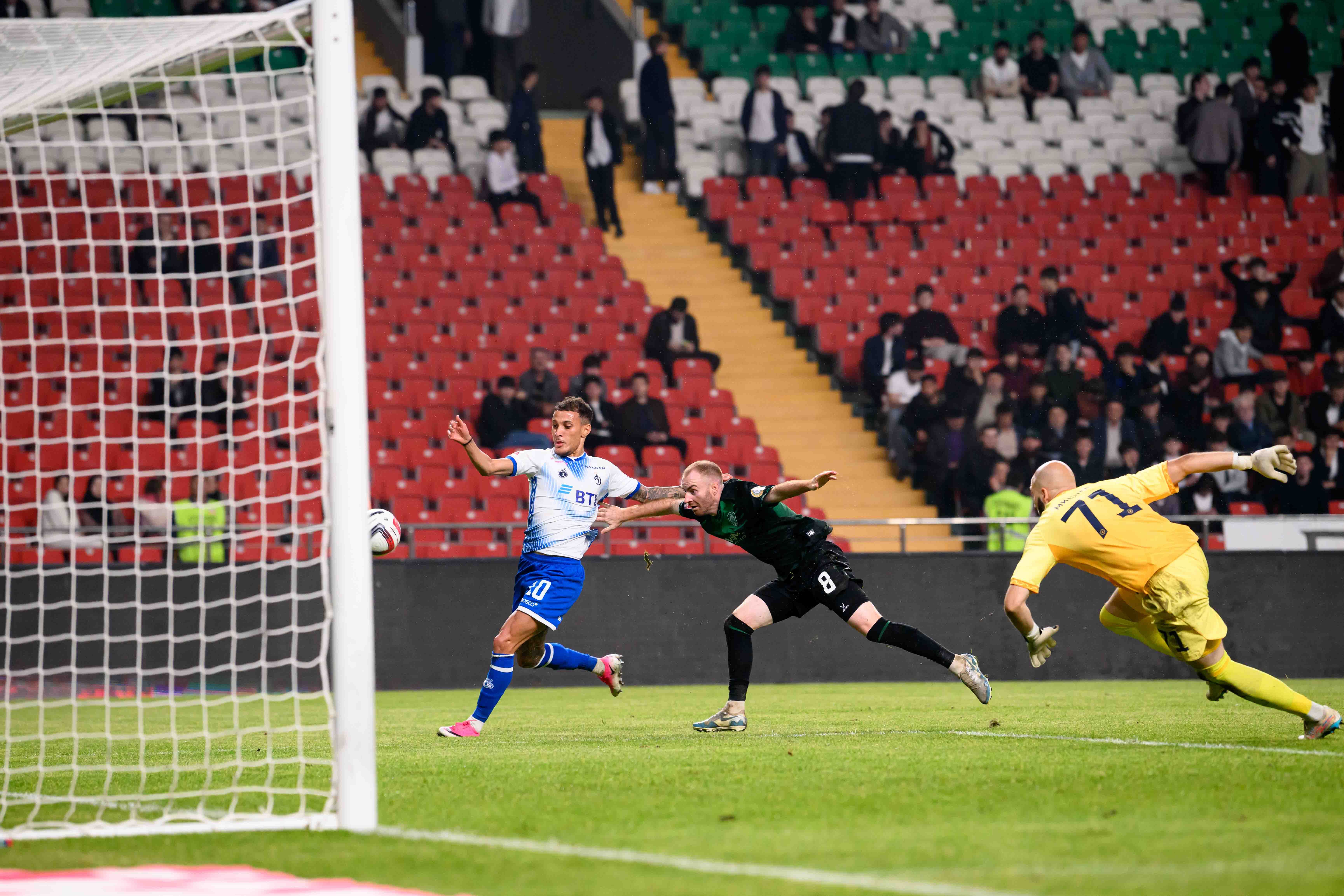Photo report from the away cup match against Akhmat