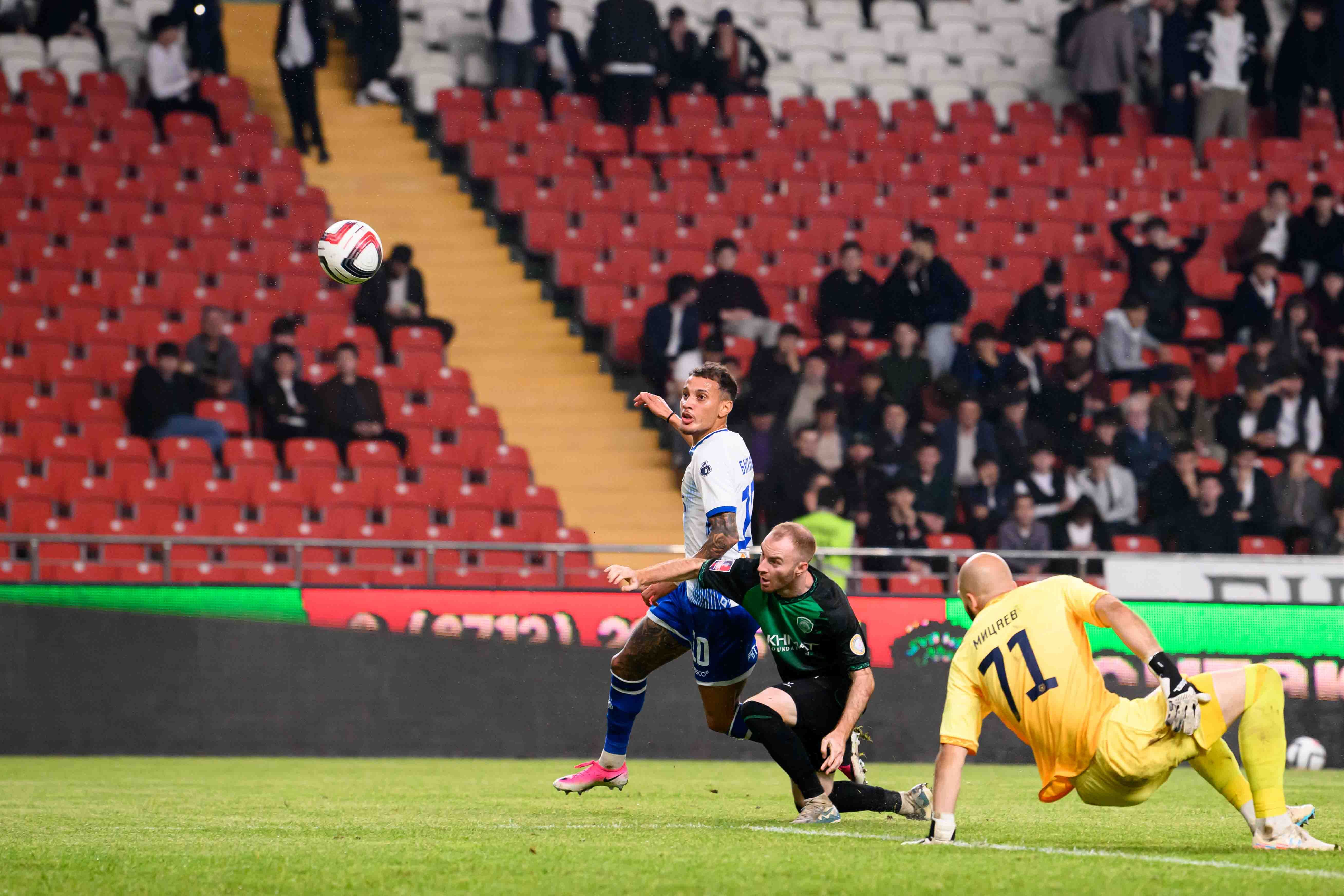 Photo report from the away cup match against Akhmat
