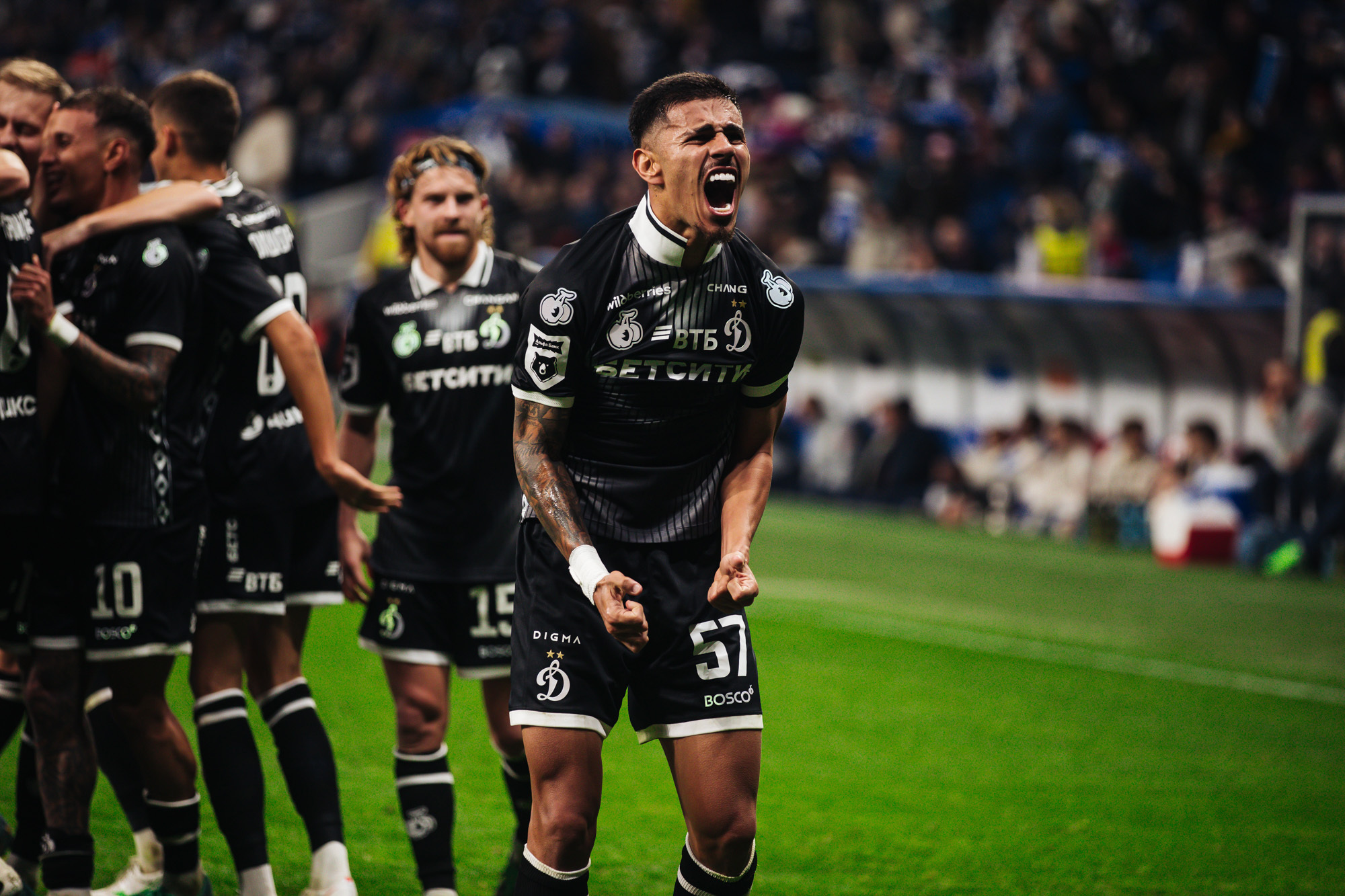 Reportaje fotográfico del derbi ganador con el CSKA