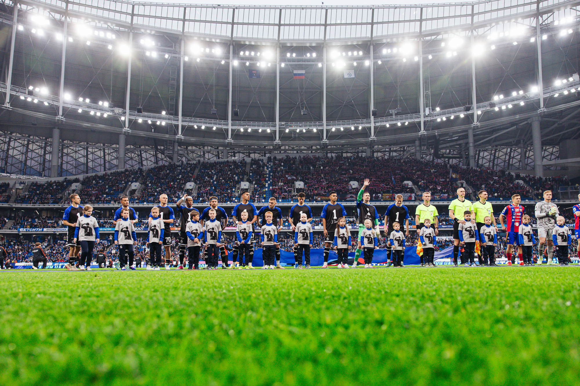 Reportaje fotográfico del derbi ganador con el CSKA
