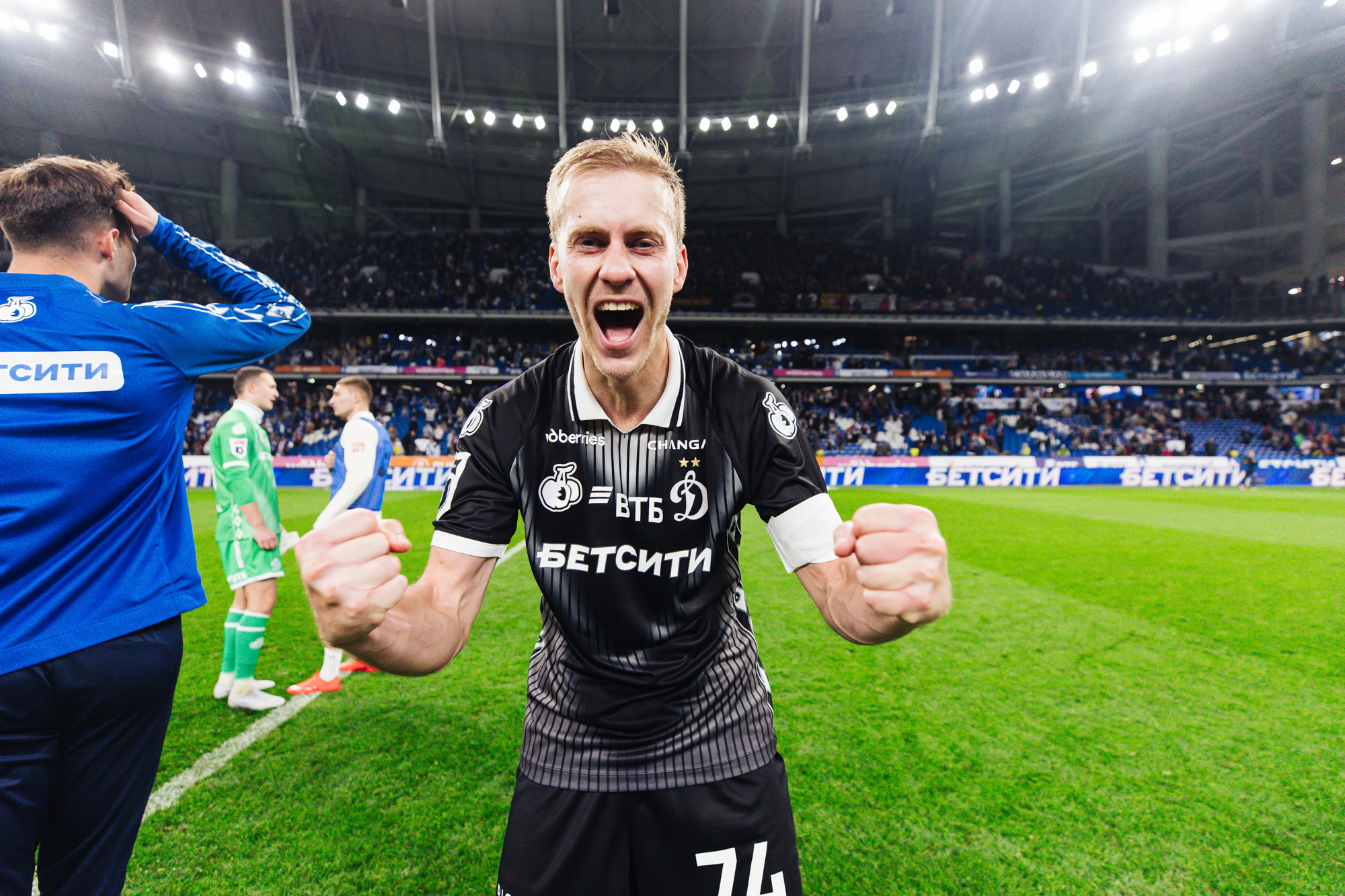 Reportaje fotográfico del derbi ganador con el CSKA