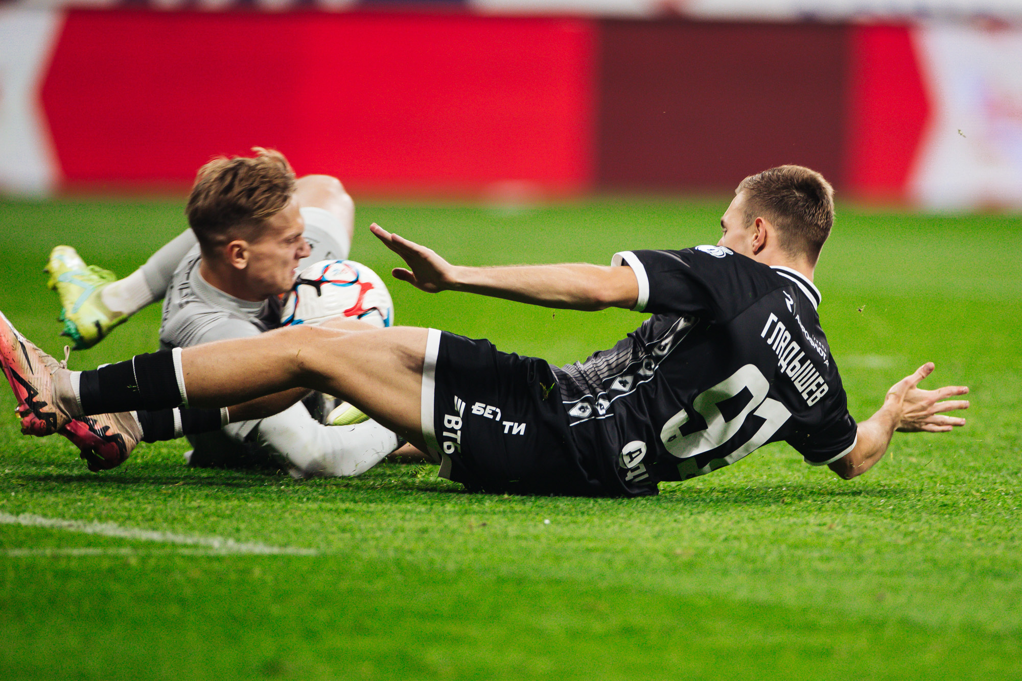 Reportaje fotográfico del derbi ganador con el CSKA