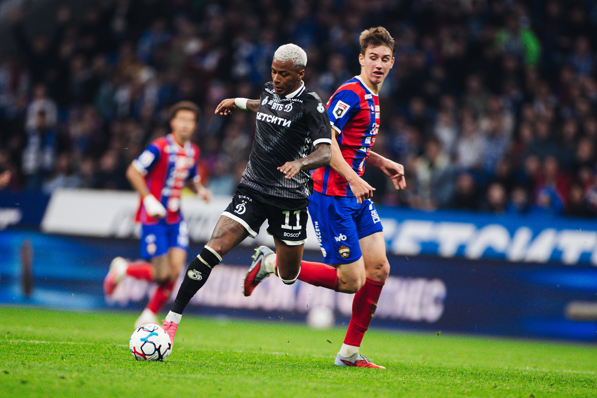 Reportaje fotográfico del derbi ganador con el CSKA