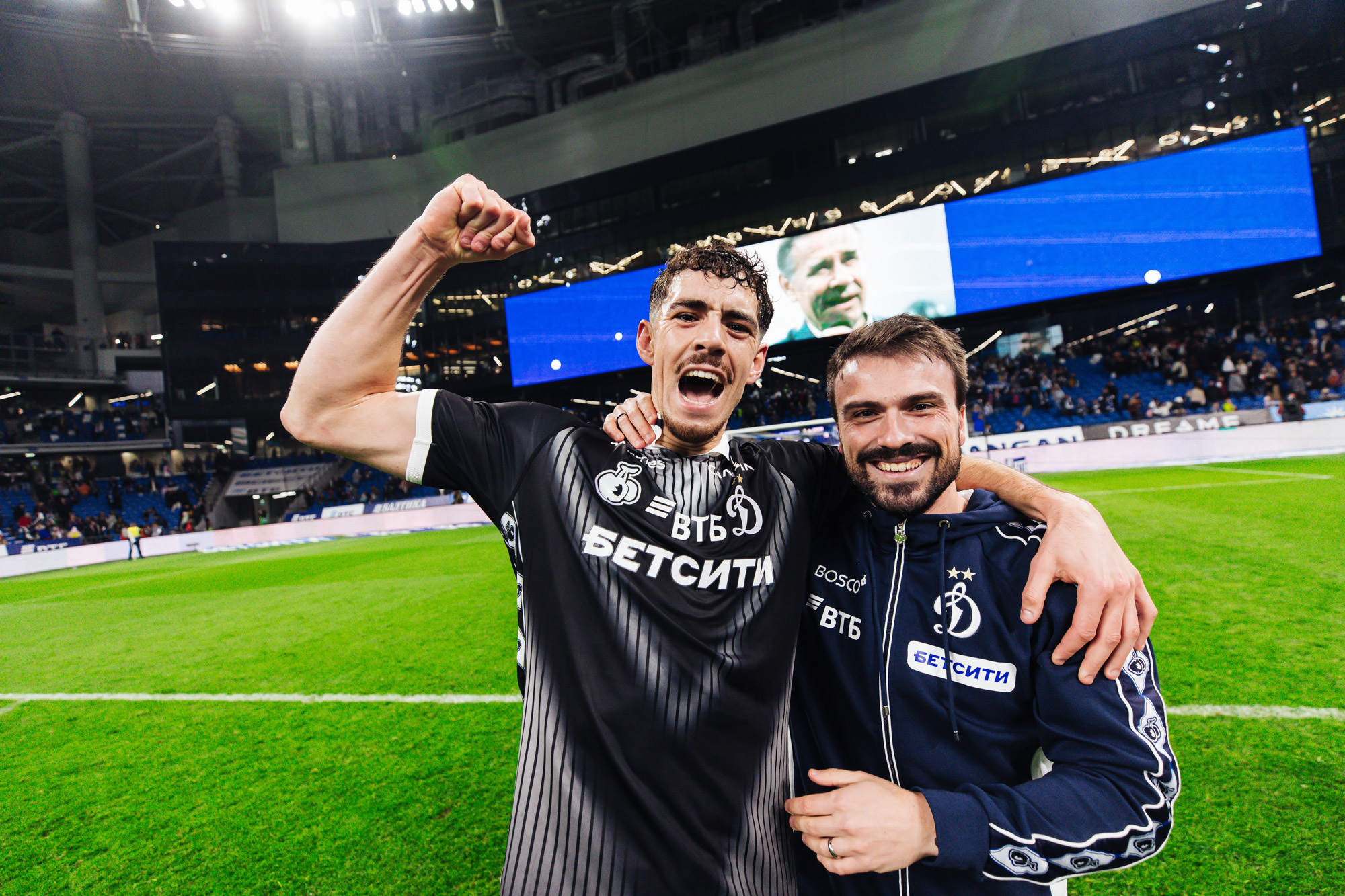 Reportaje fotográfico del derbi ganador con el CSKA