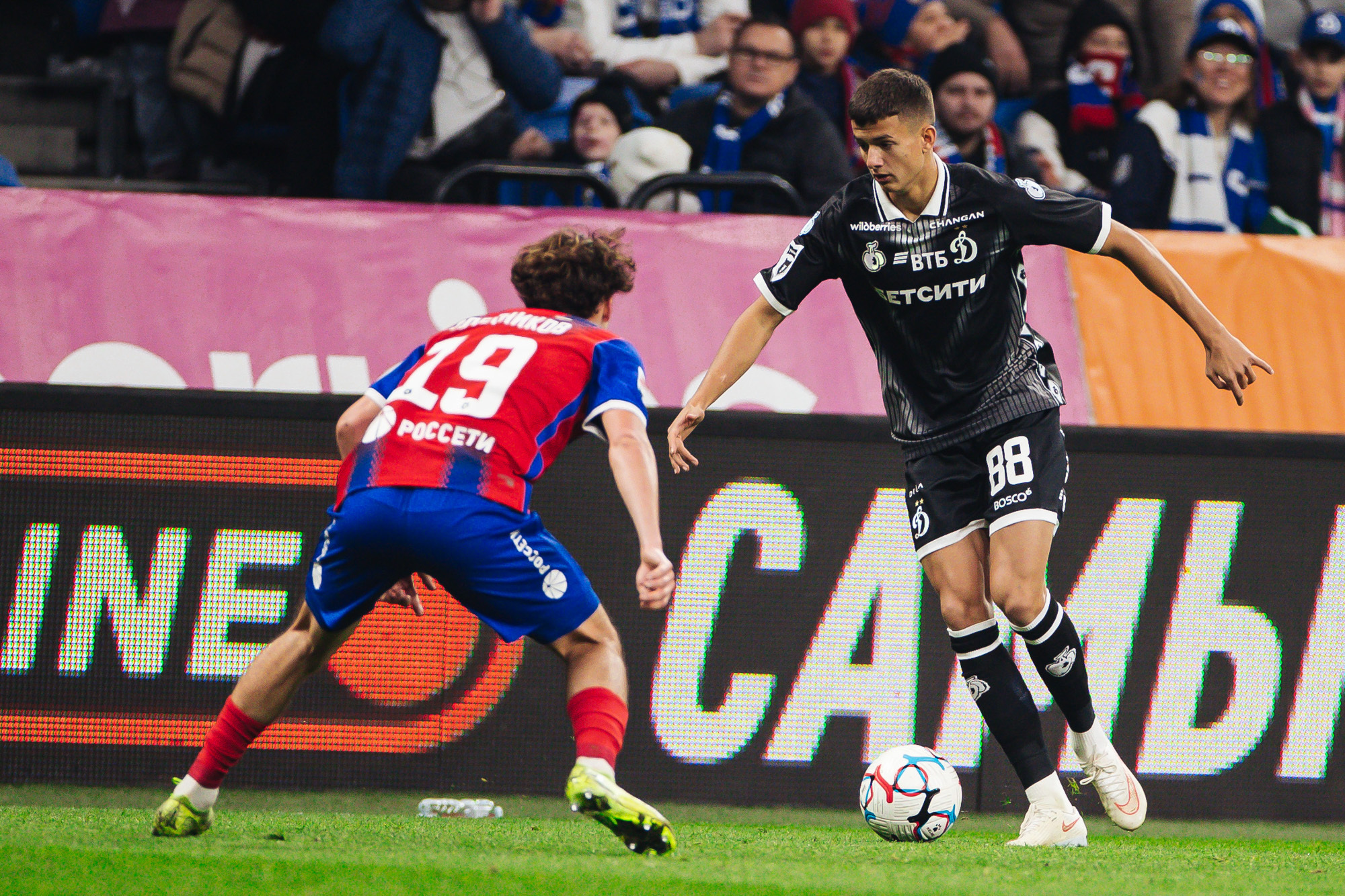 Reportaje fotográfico del derbi ganador con el CSKA