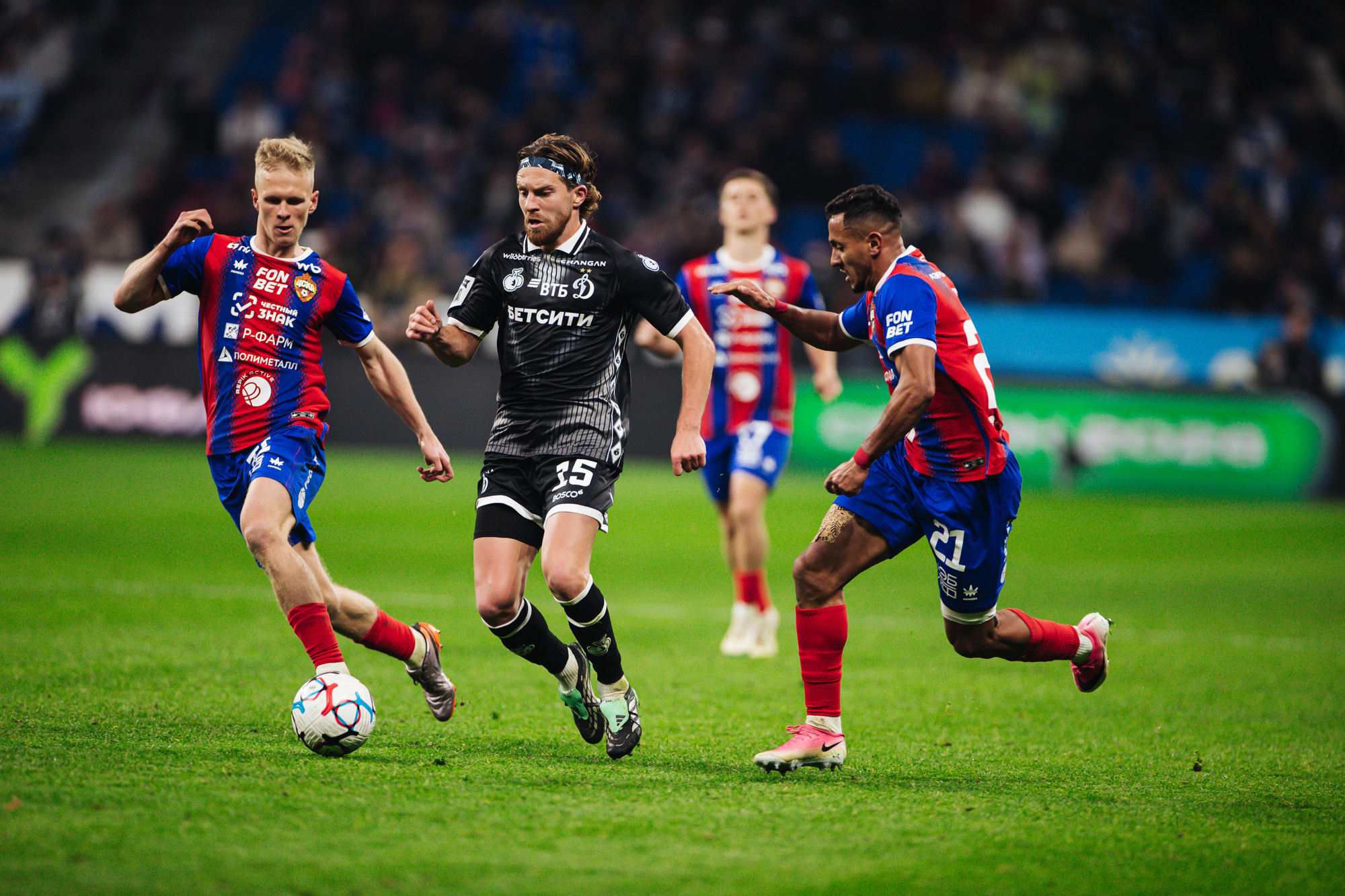 Reportaje fotográfico del derbi ganador con el CSKA