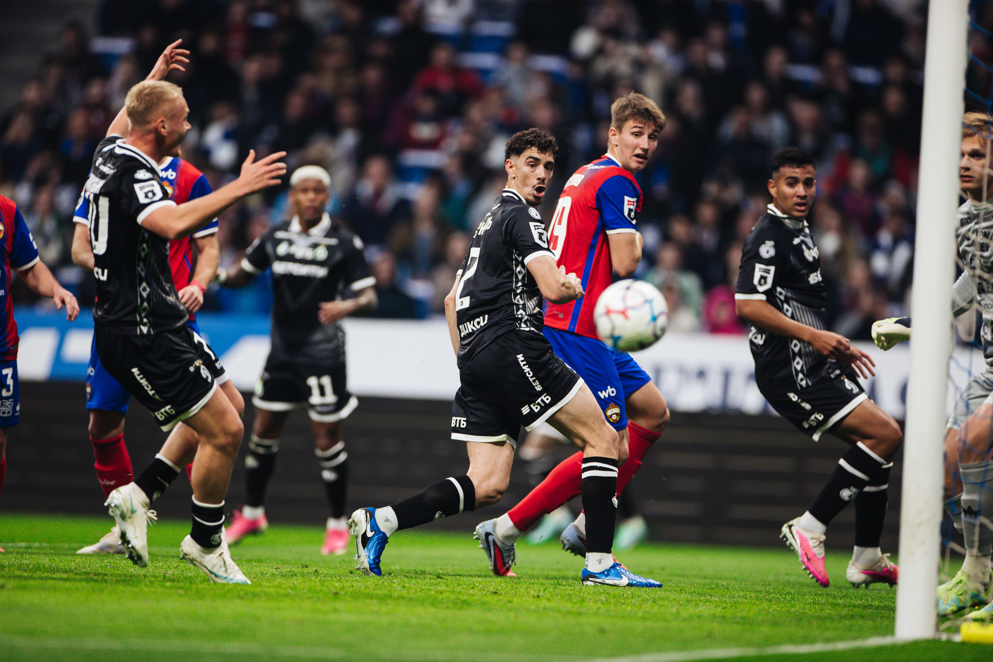 Reportaje fotográfico del derbi ganador con el CSKA