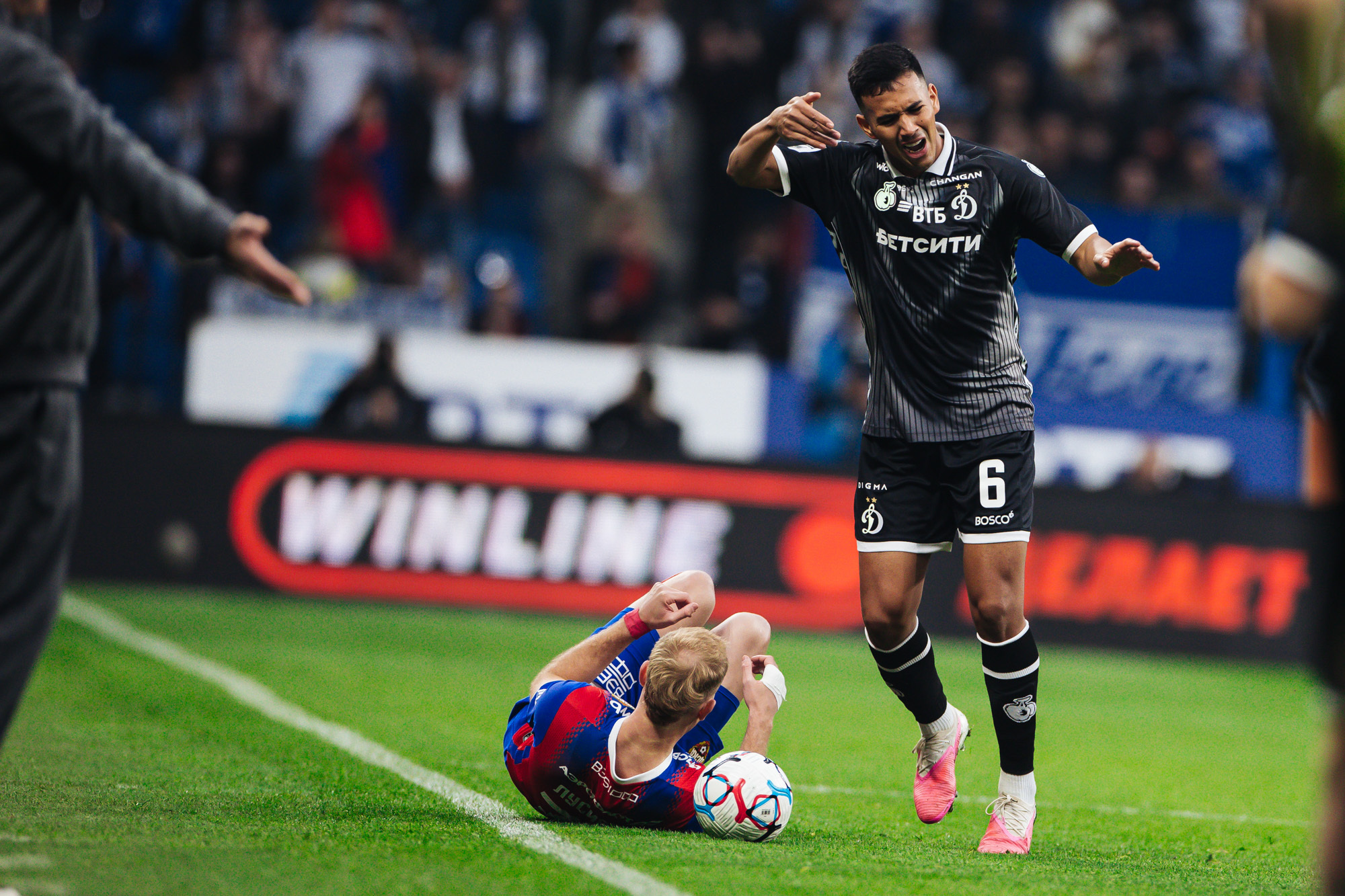 Reportaje fotográfico del derbi ganador con el CSKA